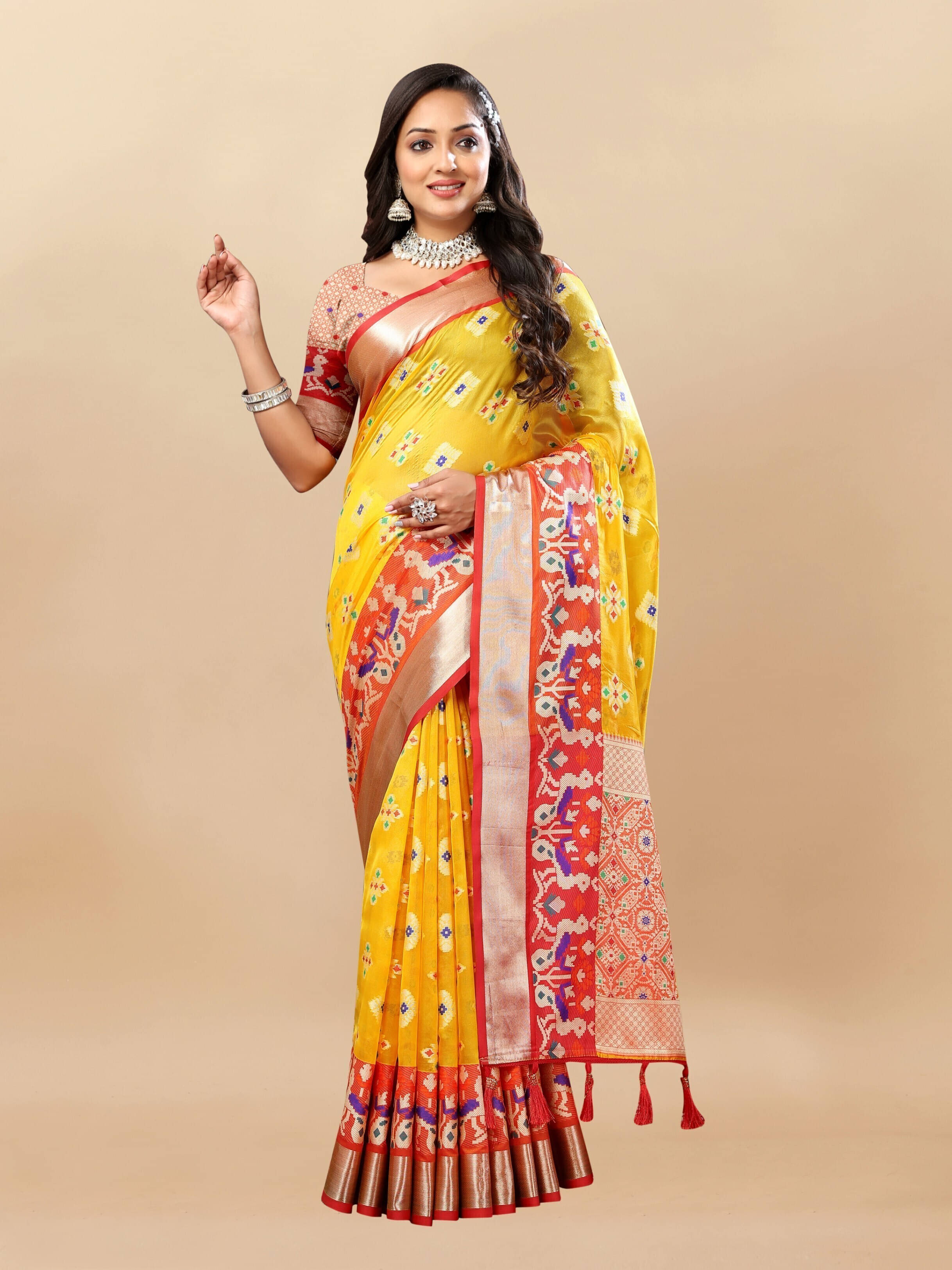 Bansari Textile Jacquard Self Design Paithani Sarees With Unstitched Blouse Piece ( Yellow ) Bansari Textile Jacquard Self Design Paithani Sarees With Unstitched Blouse Piece ( Yellow )