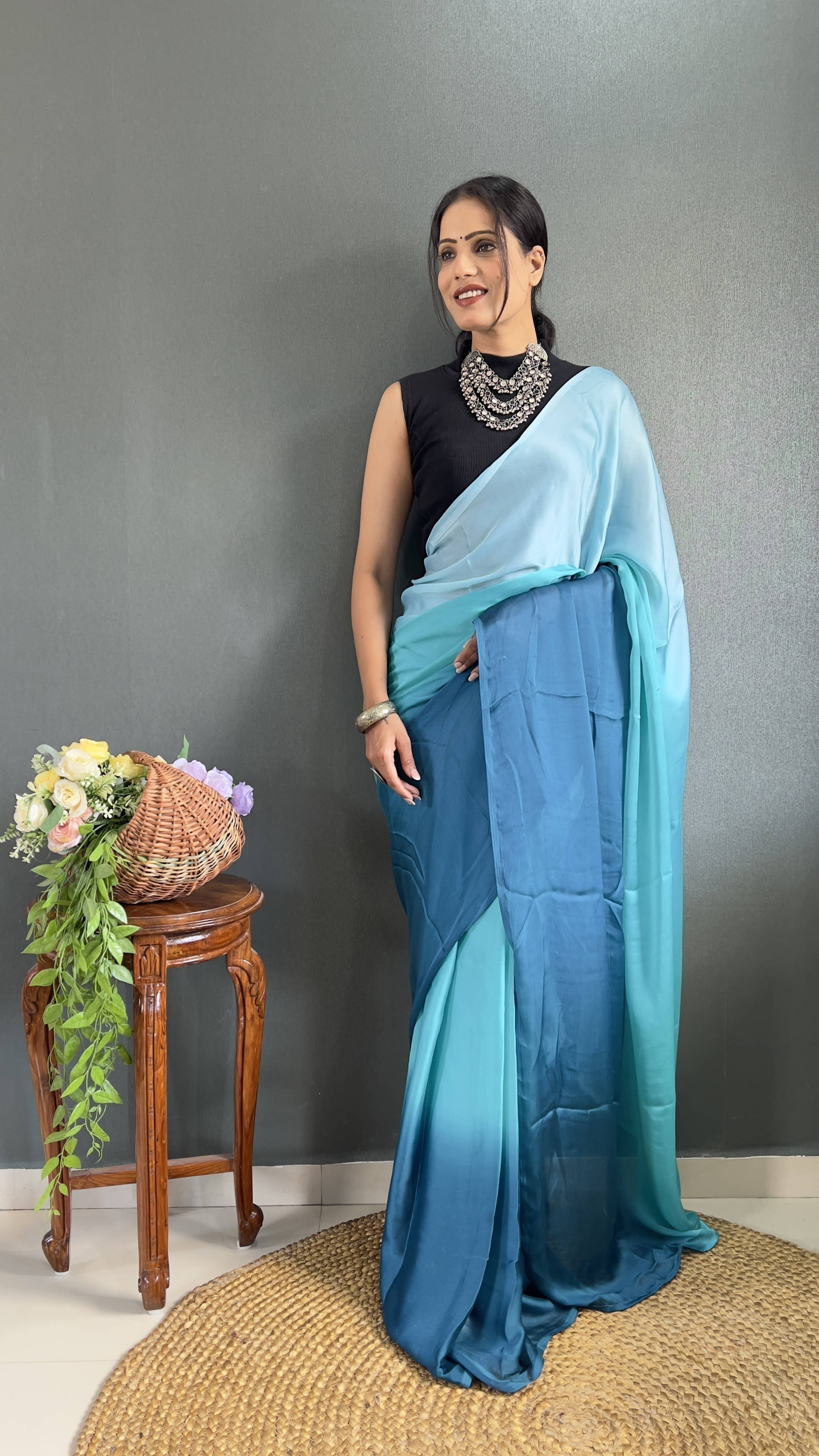     			Bansari Textile Nylon Dyed Regular Saree With Unstitched Blouse Piece ( Light Blue )