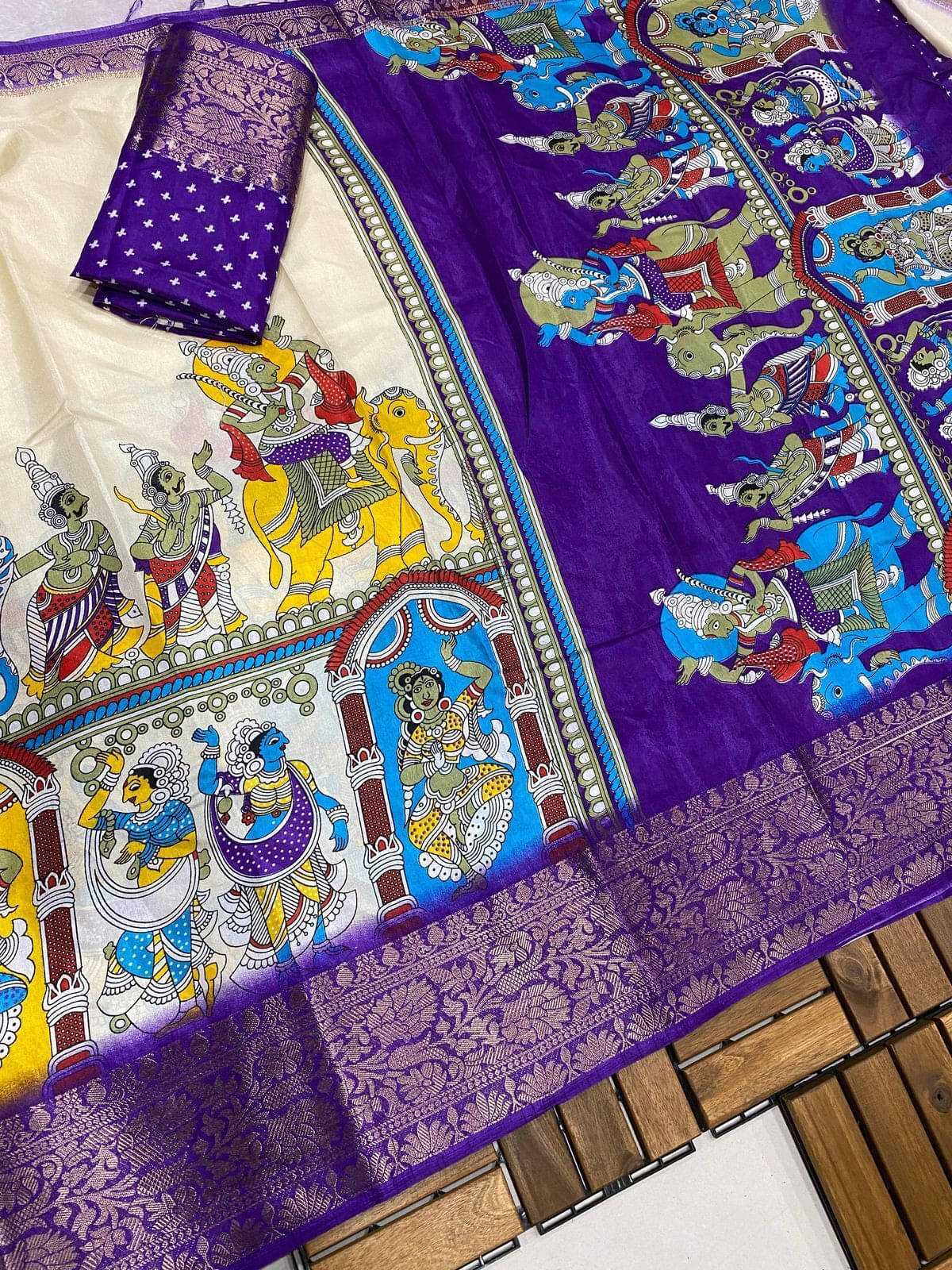 Bansari Textile Silk Blend Printed Jamdani Saree With Unstitched Blouse Piece ( Purple ) Bansari Textile Silk Blend Printed Jamdani Saree With Unstitched Blouse Piece ( Purple )