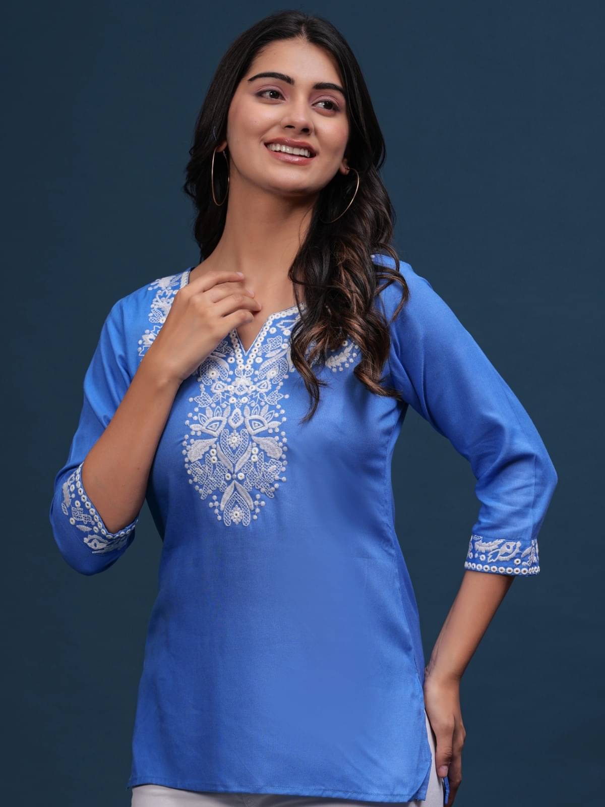 Decoris Women Viscose Rayon Embroidered Straight Kurti ( Blue ) Decoris Women Viscose Rayon Embroidered Straight Kurti ( Blue )