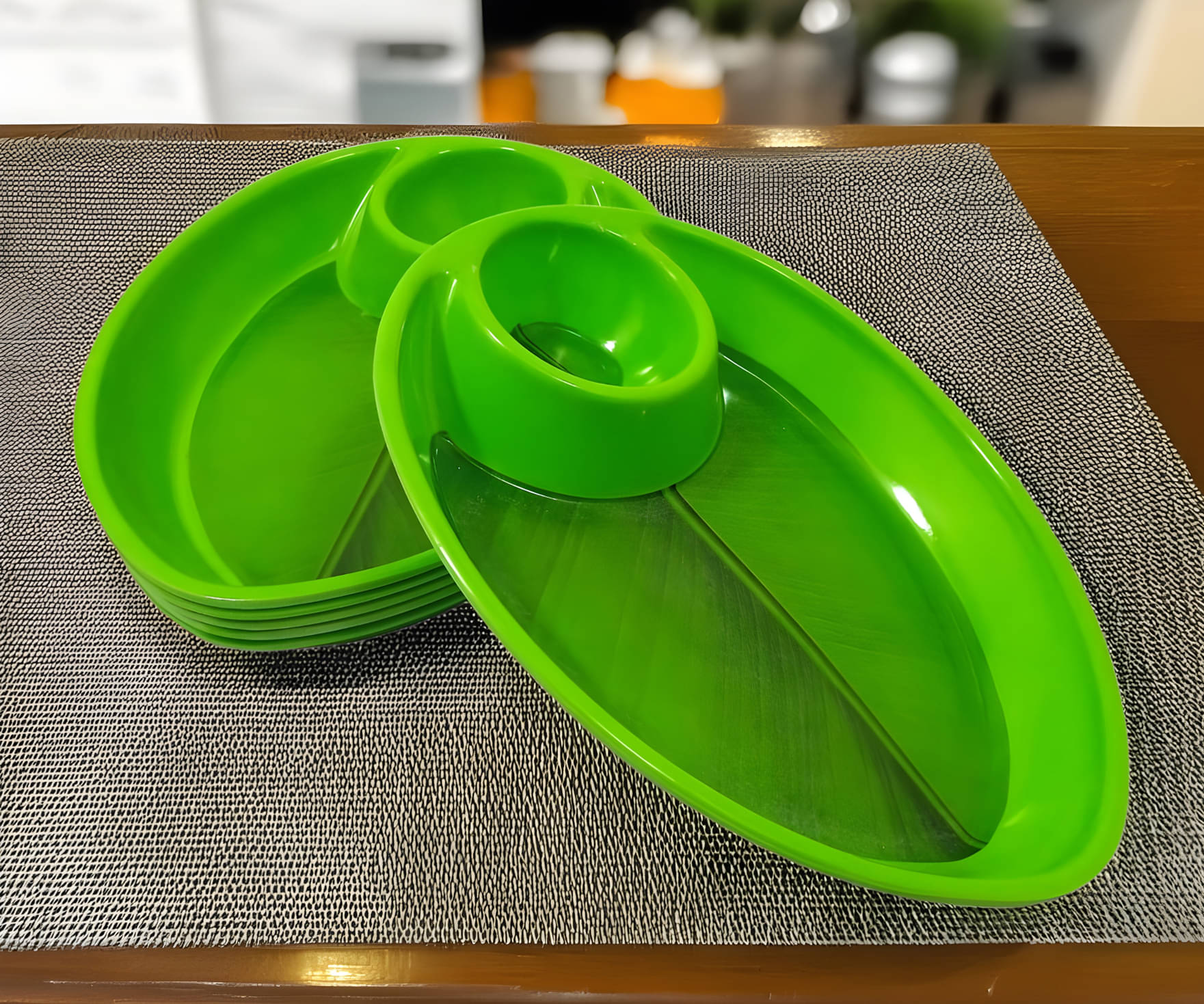 Inpro 6 Pcs Melamine Dark Green Quarter Plate Inpro 6 Pcs Melamine Dark Green Quarter Plate