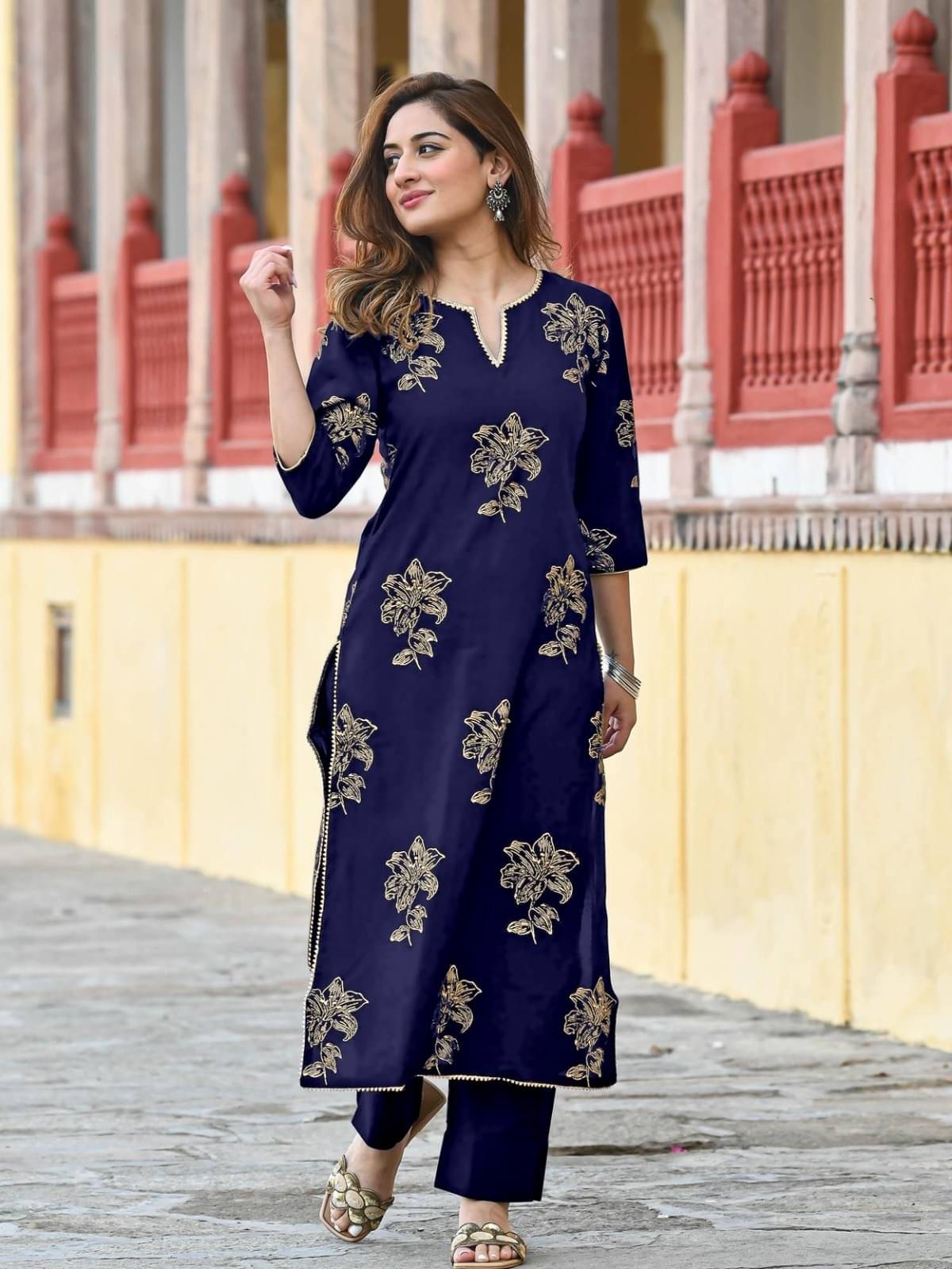     			Jivandhara Women Rayon Printed A-line Kurti With Pants ( Navy Blue )