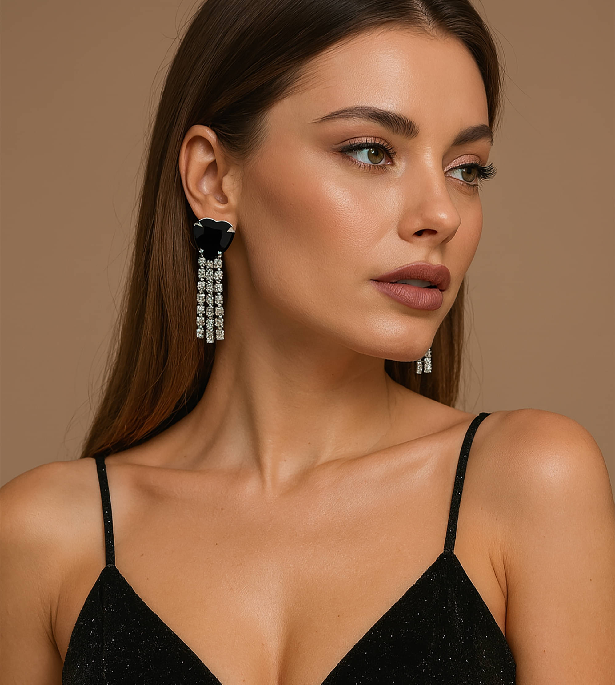     			SHANKHRAJ MA LL Black Stud Earrings ( Pack of 1 )