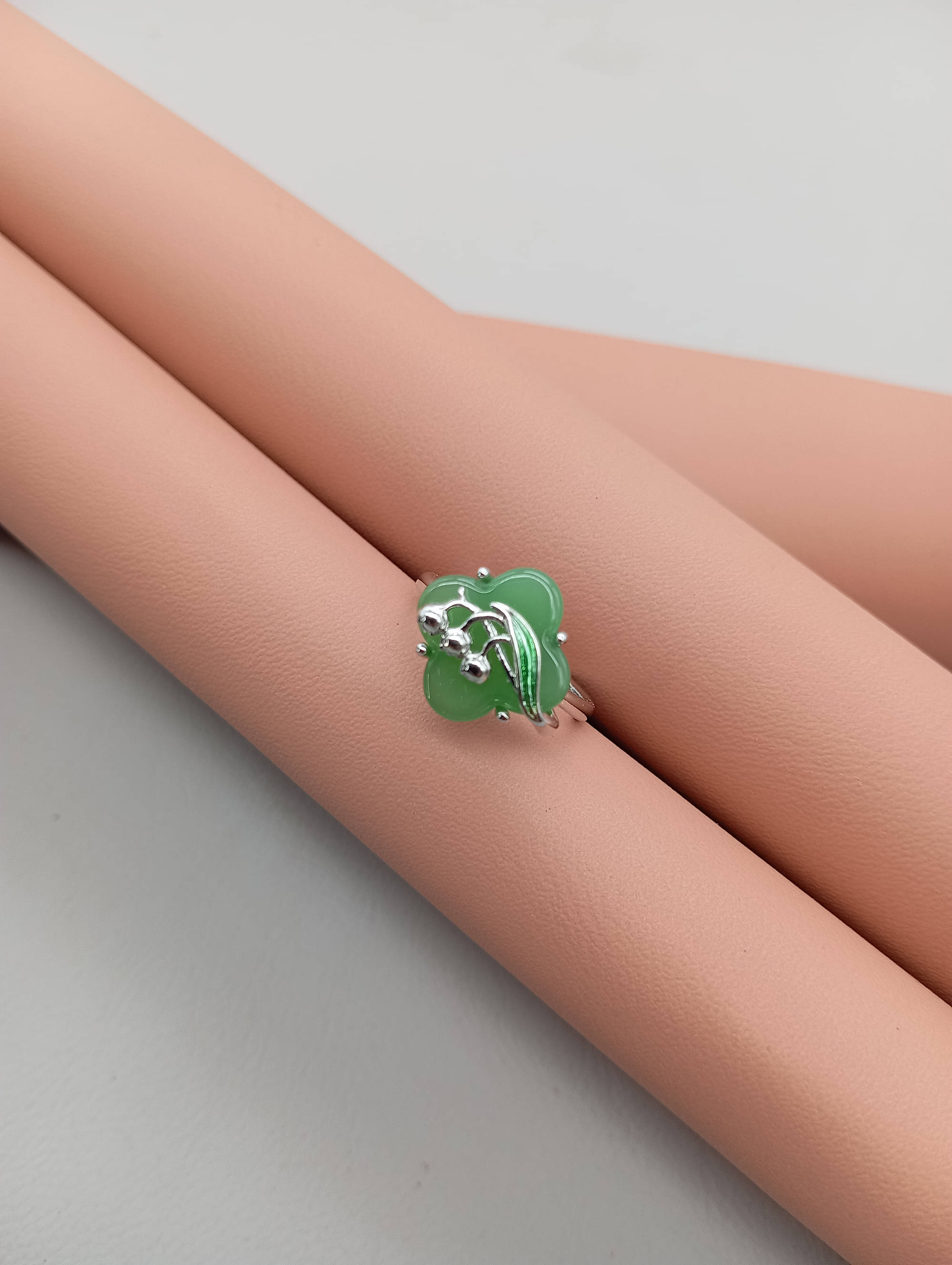 SHANKHRAJ MA LL Green Single Finger Rings ( Pack of 1 ) SHANKHRAJ MA LL Green Single Finger Rings ( Pack of 1 )