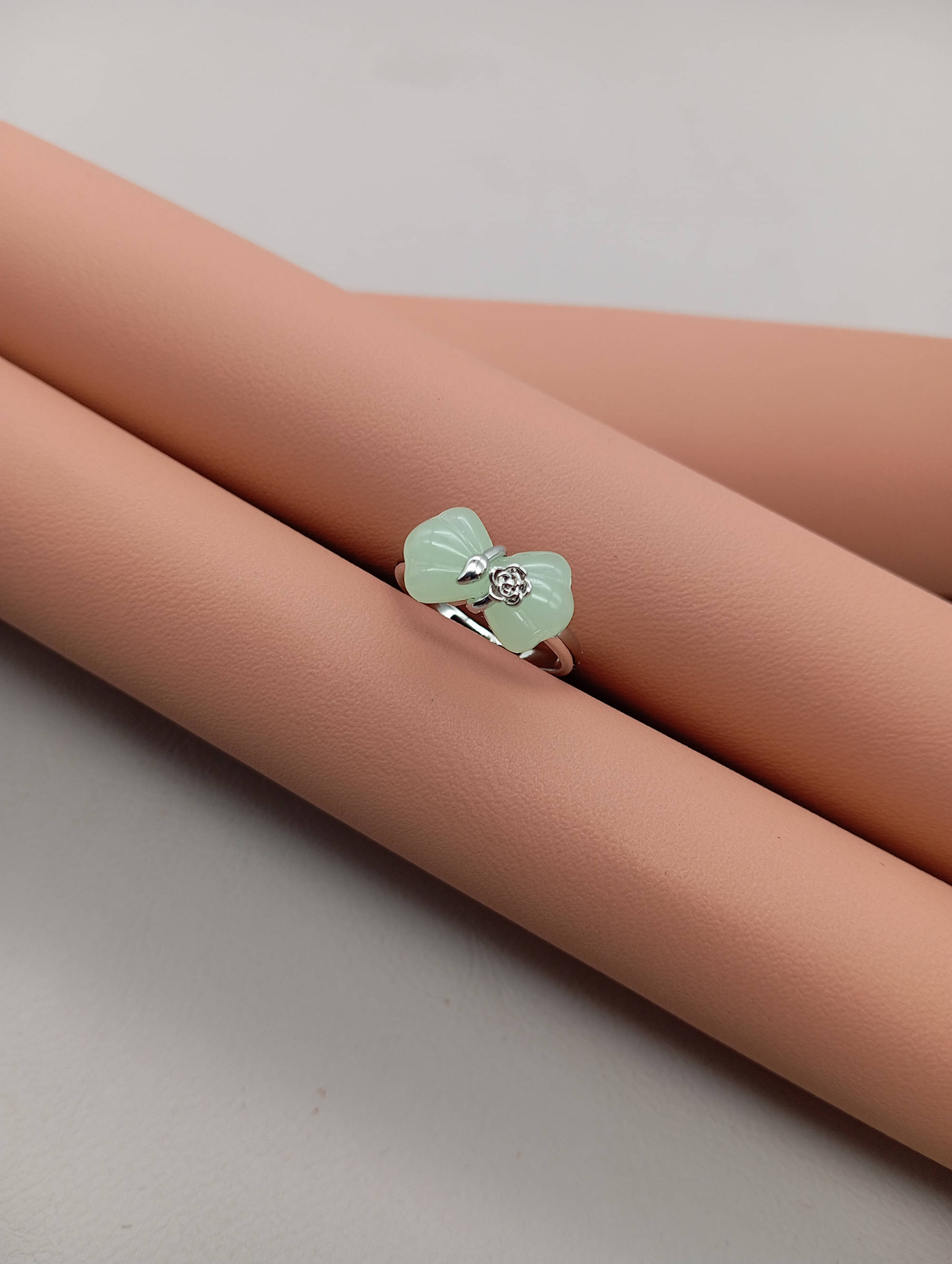 SHANKHRAJ MA LL Green Single Finger Rings ( Pack of 1 )     			SHANKHRAJ MA LL Green Single Finger Rings ( Pack of 1 )