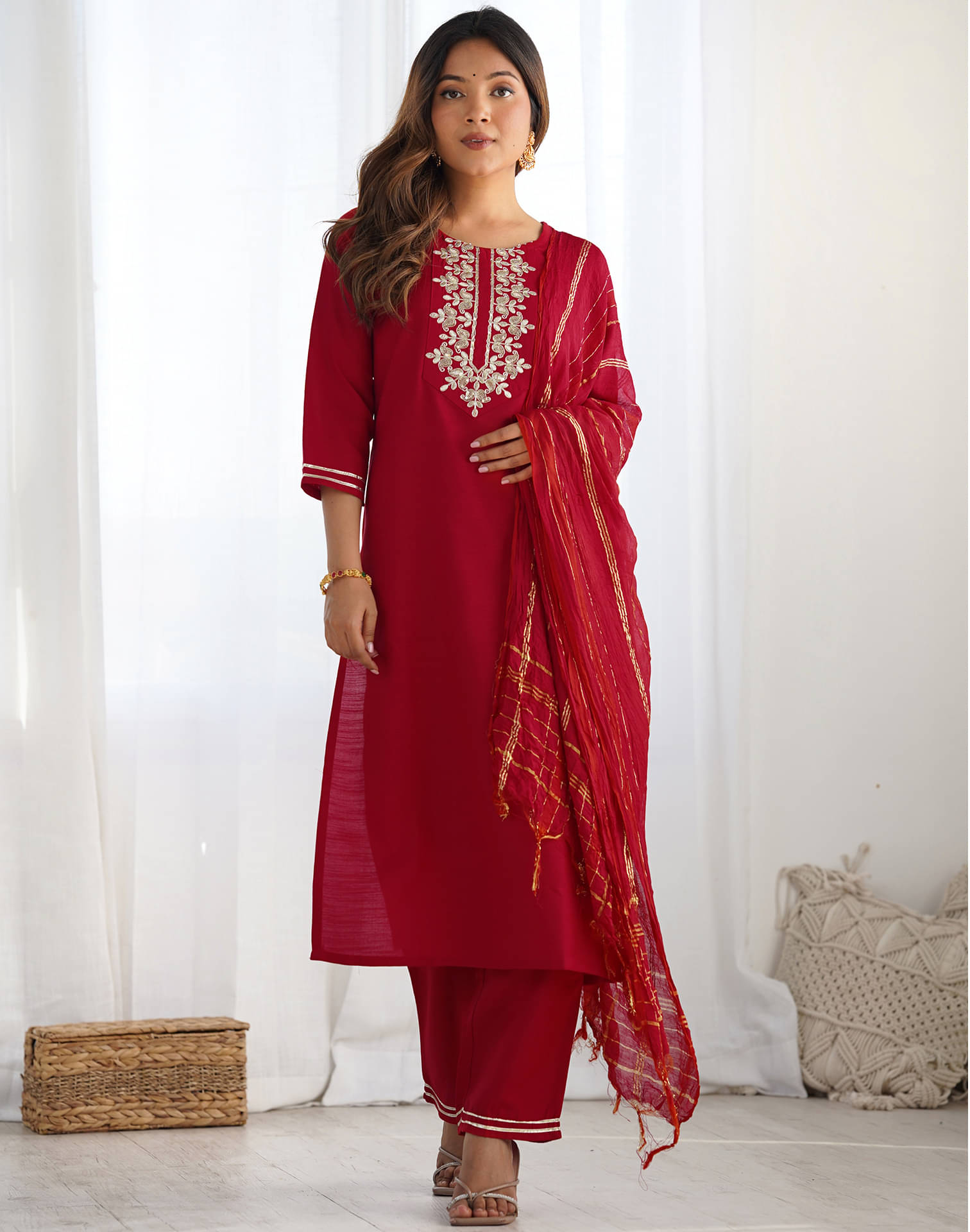 Skylee Women Cotton Blend Dyed Straight Kurti With Pants ( Red ) Skylee Women Cotton Blend Dyed Straight Kurti With Pants ( Red )