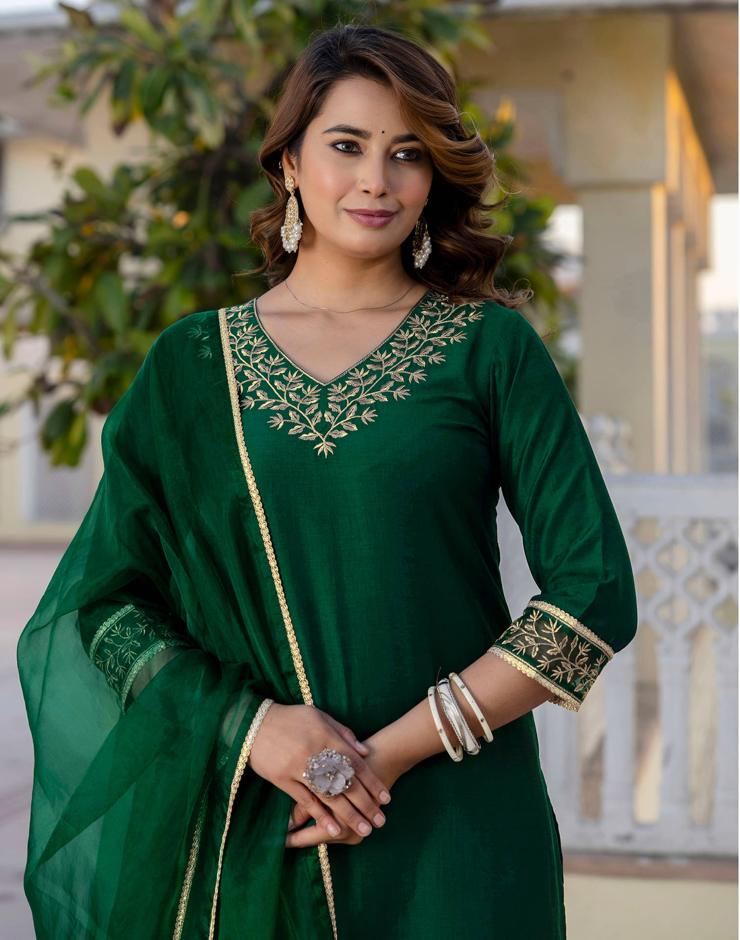     			Skylee Women Cotton Silk Embellished Straight Kurti With Pants ( Green )