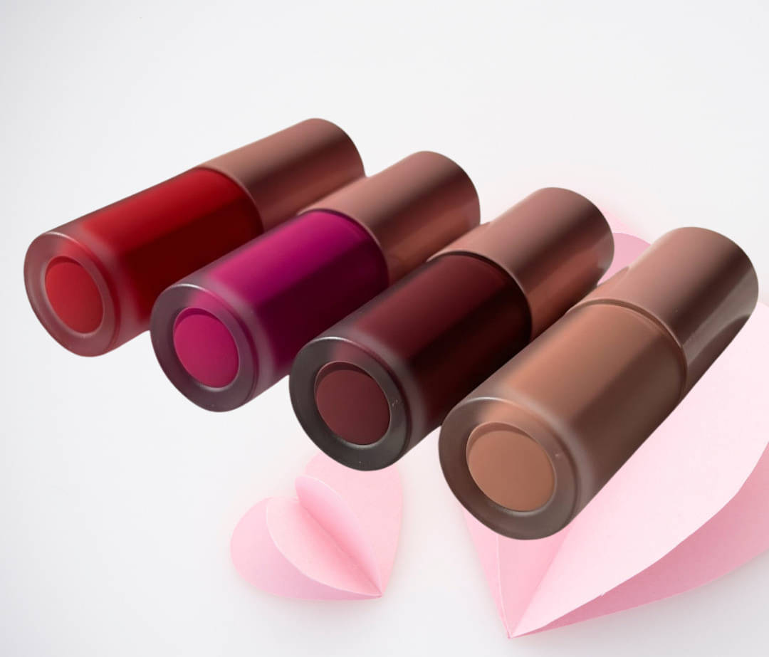     			VAGONS Red Matte Long Lasting Liquid Lipstick ( Pack of 4 )