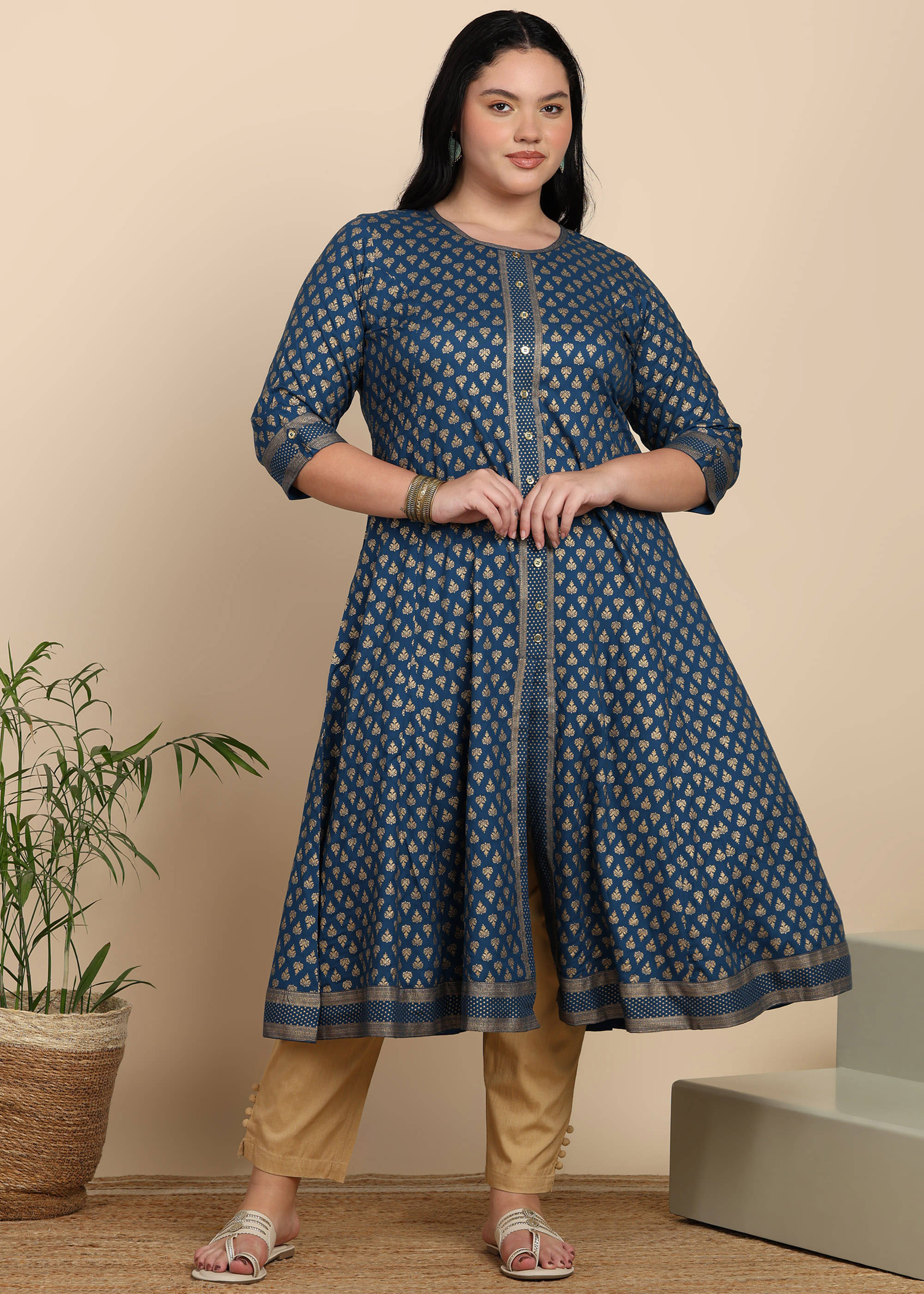     			Yash Gallery Women Viscose Rayon Printed A-line Kurti ( Teal )