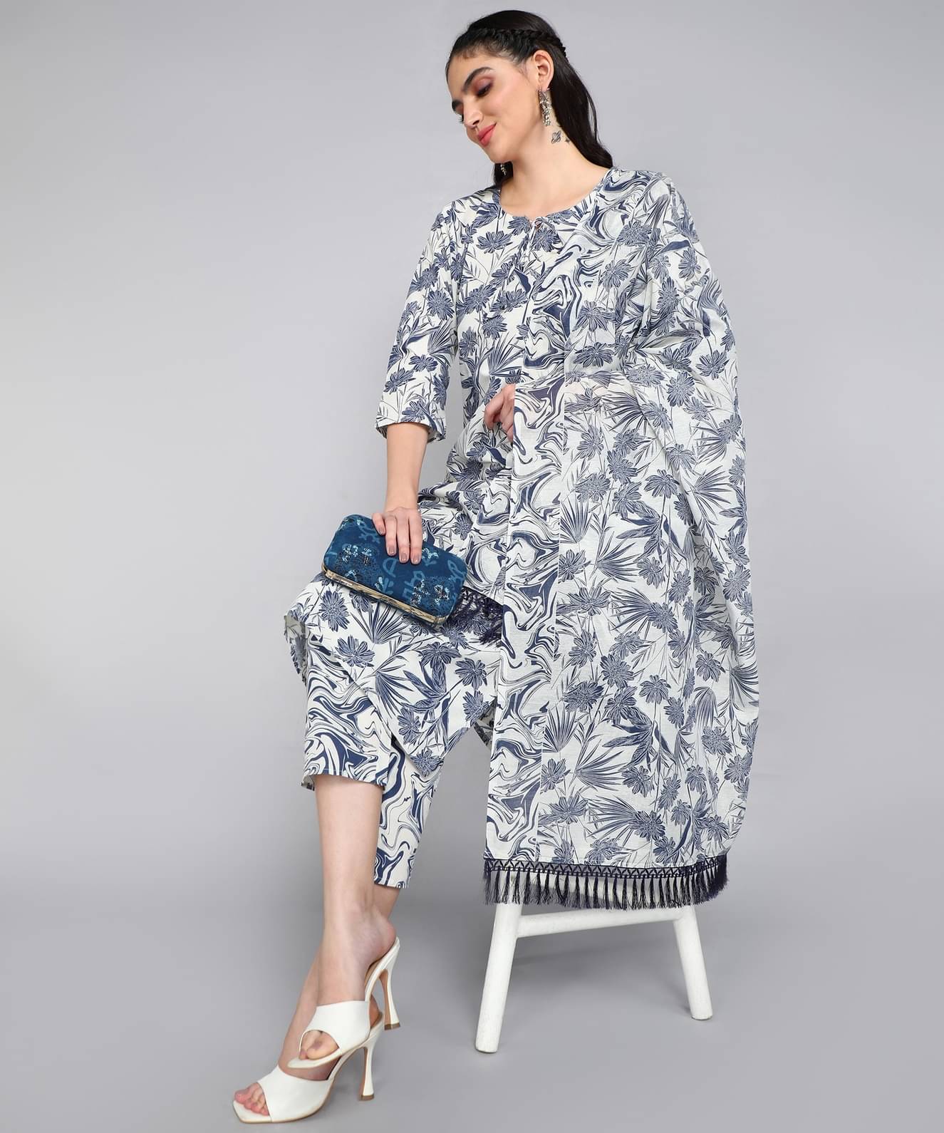     			MEHUL TEXTILE / MVC GROUP OF COMPANY Women Cotton Printed Straight Kurti With Pants ( Grey )