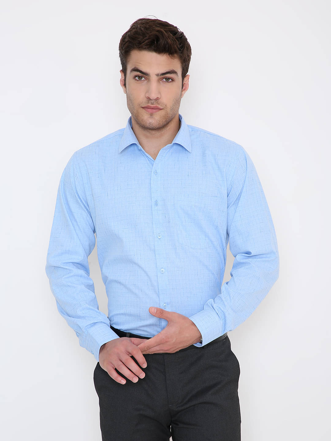 Maharaja Cotton Blend Slim Fit Full Sleeves Men's Formal Shirt - Blue ( Pack of 1 )     			Maharaja Cotton Blend Slim Fit Full Sleeves Men's Formal Shirt - Blue ( Pack of 1 )