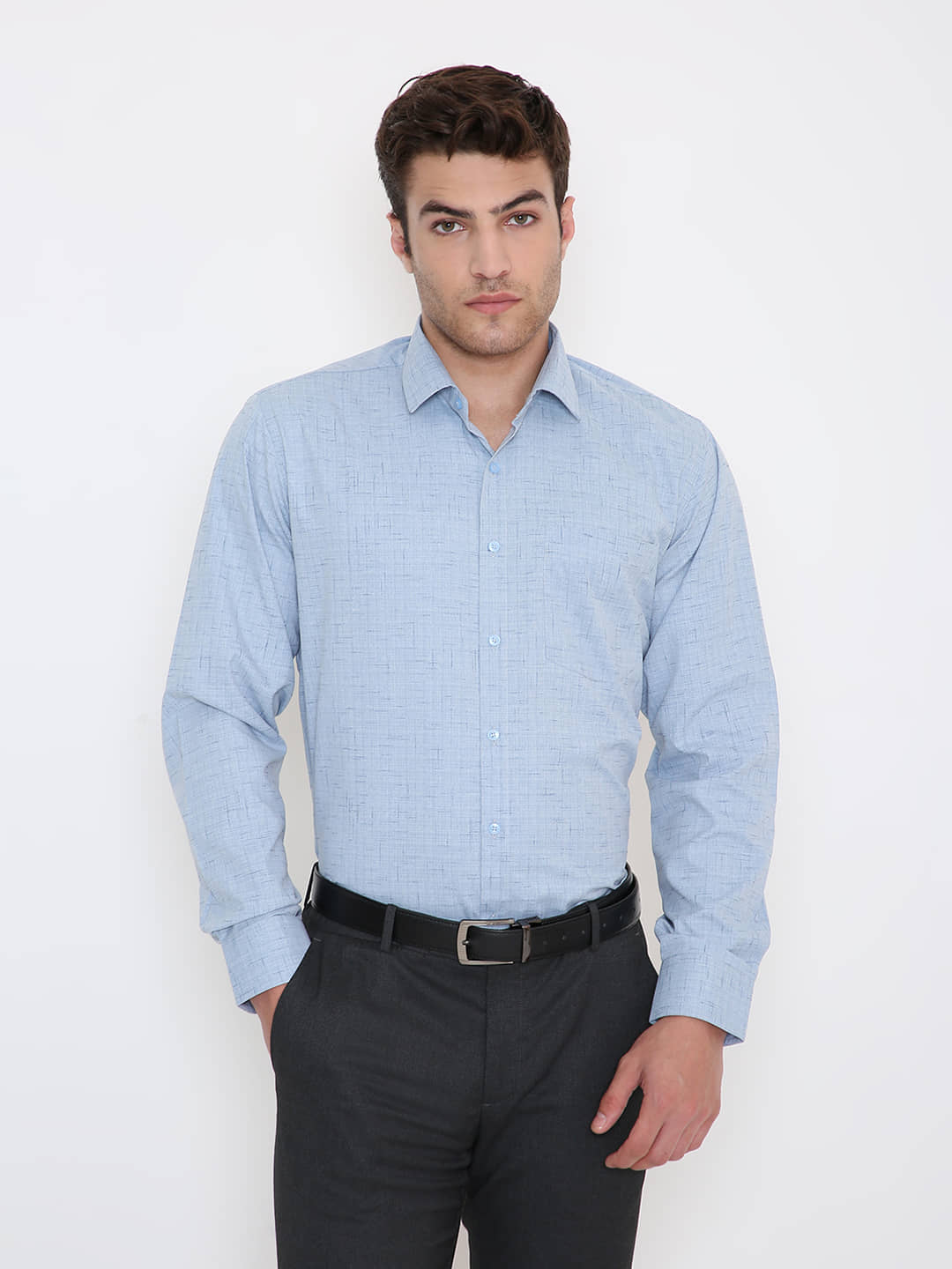 Maharaja Cotton Blend Slim Fit Full Sleeves Men's Formal Shirt - Blue ( Pack of 1 )