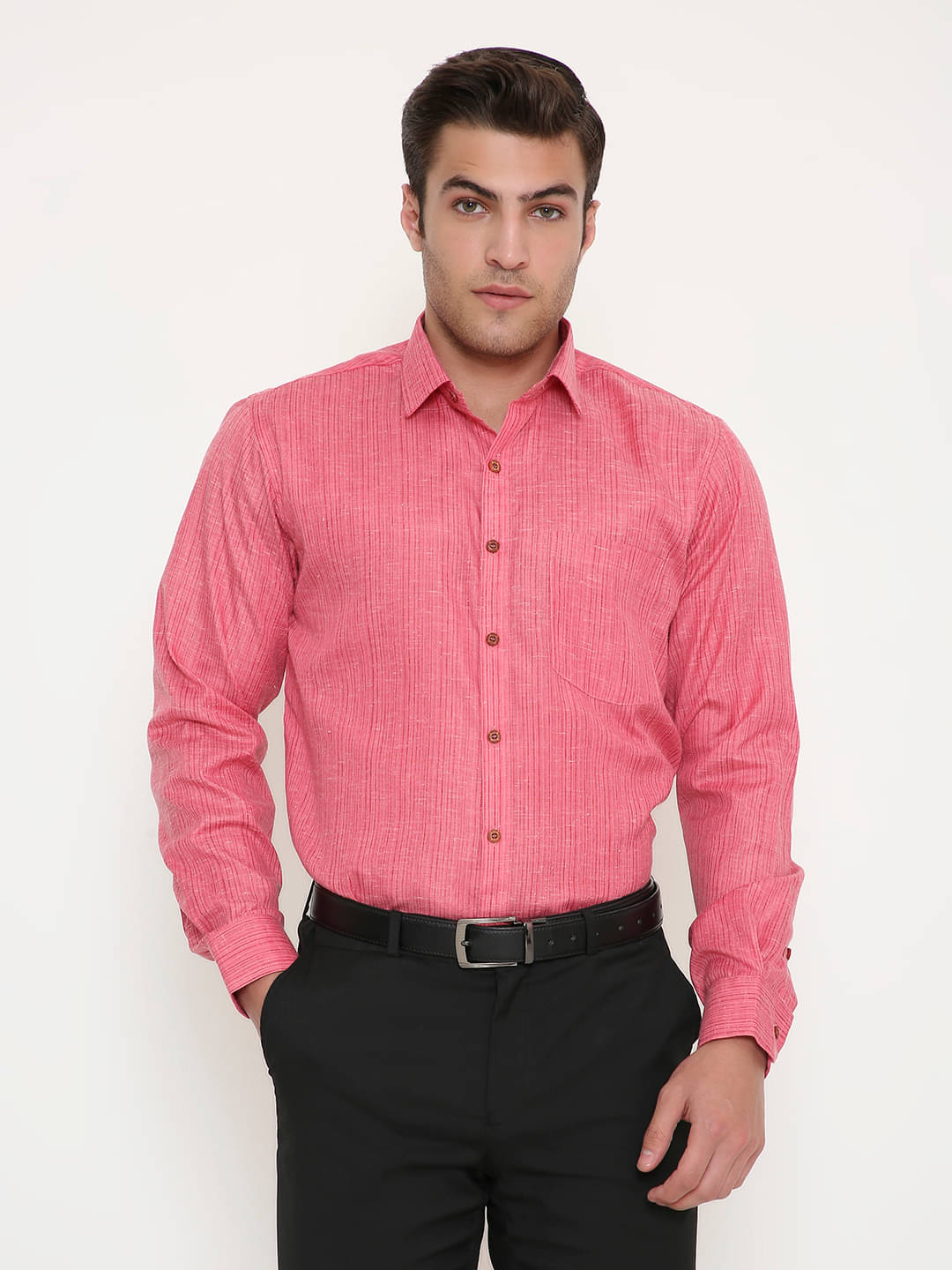     			Maharaja Cotton Blend Slim Fit Full Sleeves Men's Formal Shirt - Pink ( Pack of 1 )
