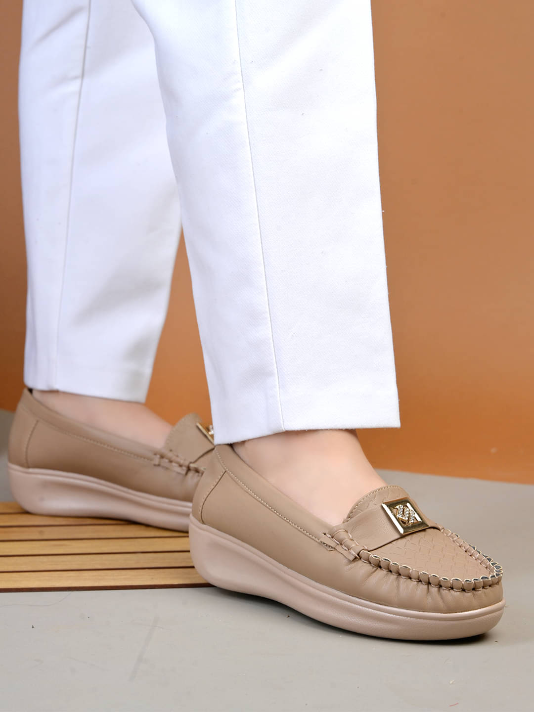    			Shoetopia Tan Women's Loafers