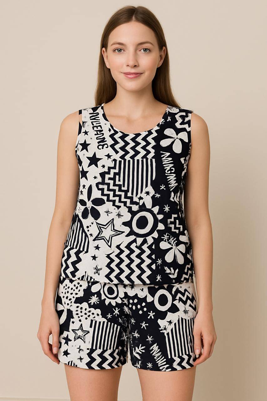    			FOLENNE Crepe Printed Women T-shirt with Shorts ( Black )