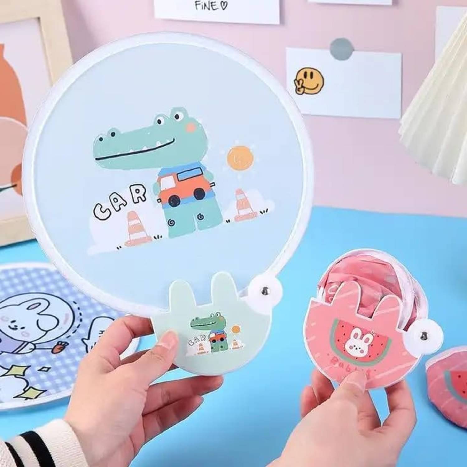     			Folding Portable Pocket Fan Durable Cloth Handheld Fan for Kids Women Men Travel Summer Cooling Fan Outdoor Indoor Multipurpose Use (1 Pc, Multicolor)