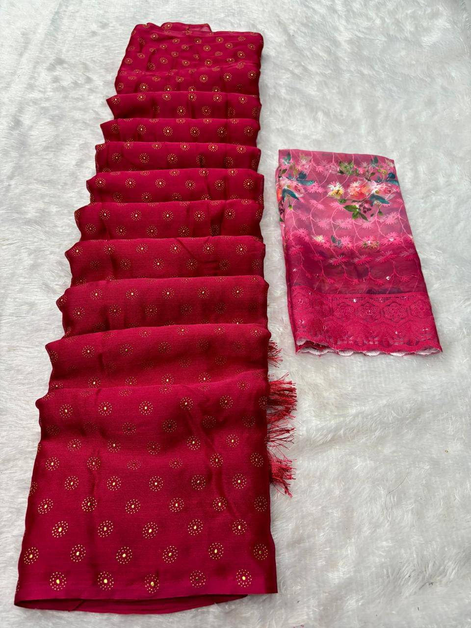 Kandora Chiffon Embroidered Regular Saree With Unstitched Blouse Piece ( Red )     			Kandora Chiffon Embroidered Regular Saree With Unstitched Blouse Piece ( Red )