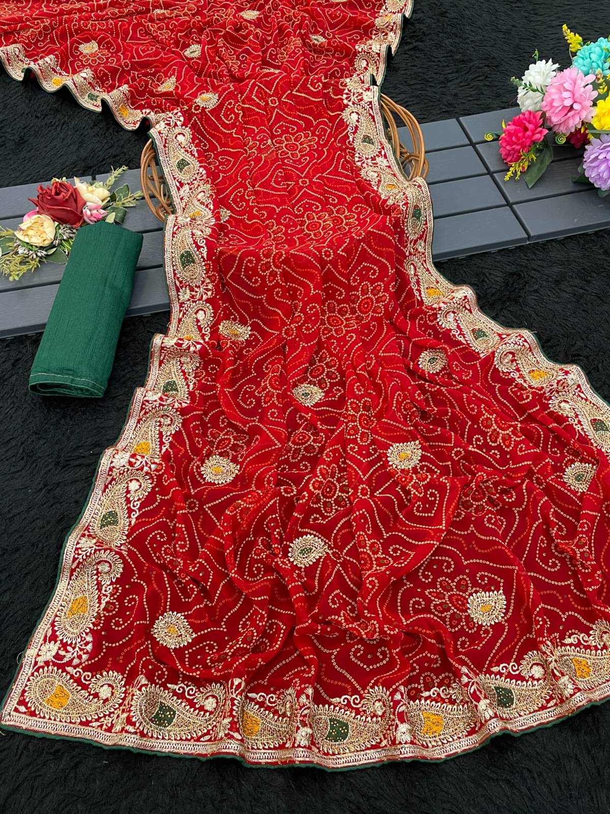     			Kandora Silk Embroidered Regular Saree With Unstitched Blouse Piece ( Multicolor 1 )
