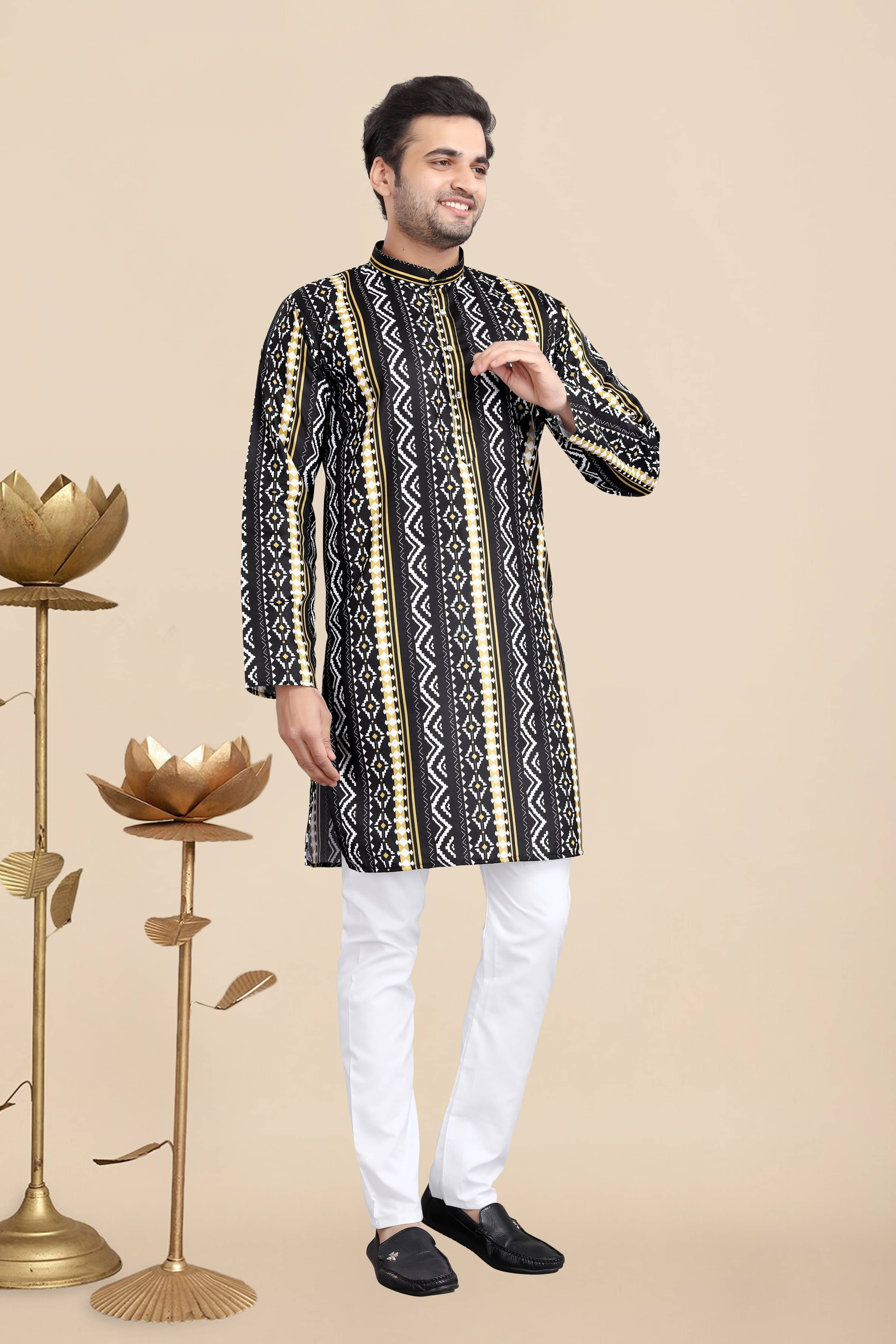 Parallel Times Black Cotton Blend Men's Regular Kurta ( Pack of 1 ) Parallel Times Black Cotton Blend Men's Regular Kurta ( Pack of 1 )