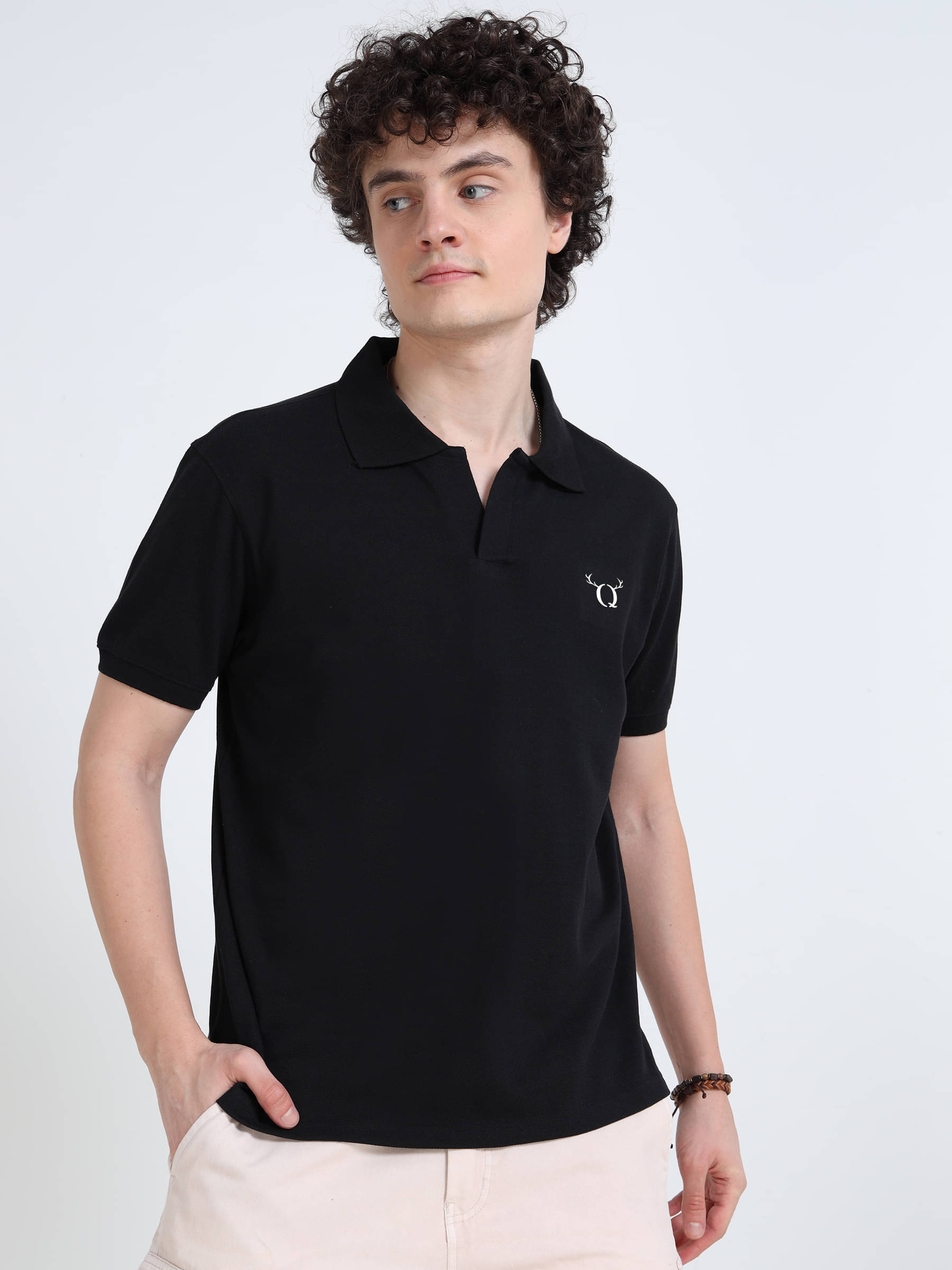     			QCUT Men Cotton Blend Regular Fit Solid Polo T Shirt ( Black )