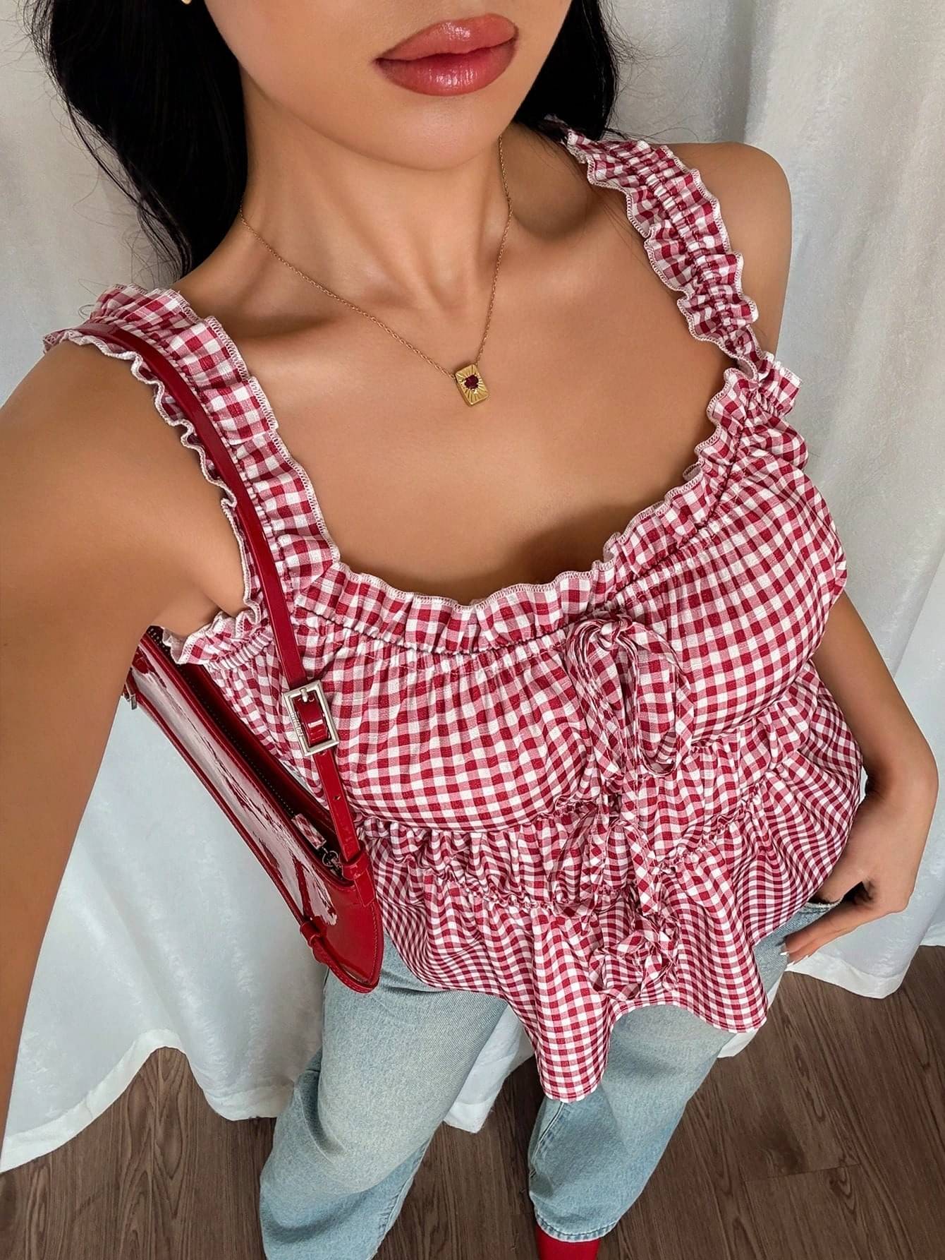     			Quintessentials Women's Cotton Crop Top ( Red )