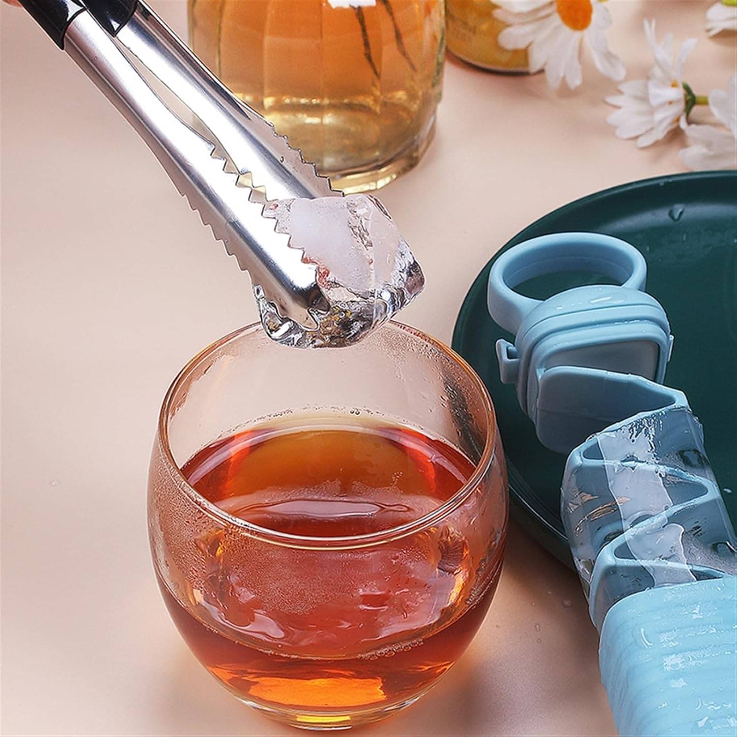     			Silicone Ice Cube Tray with Lid | Reusable Flexible Ice Mold for Freezer