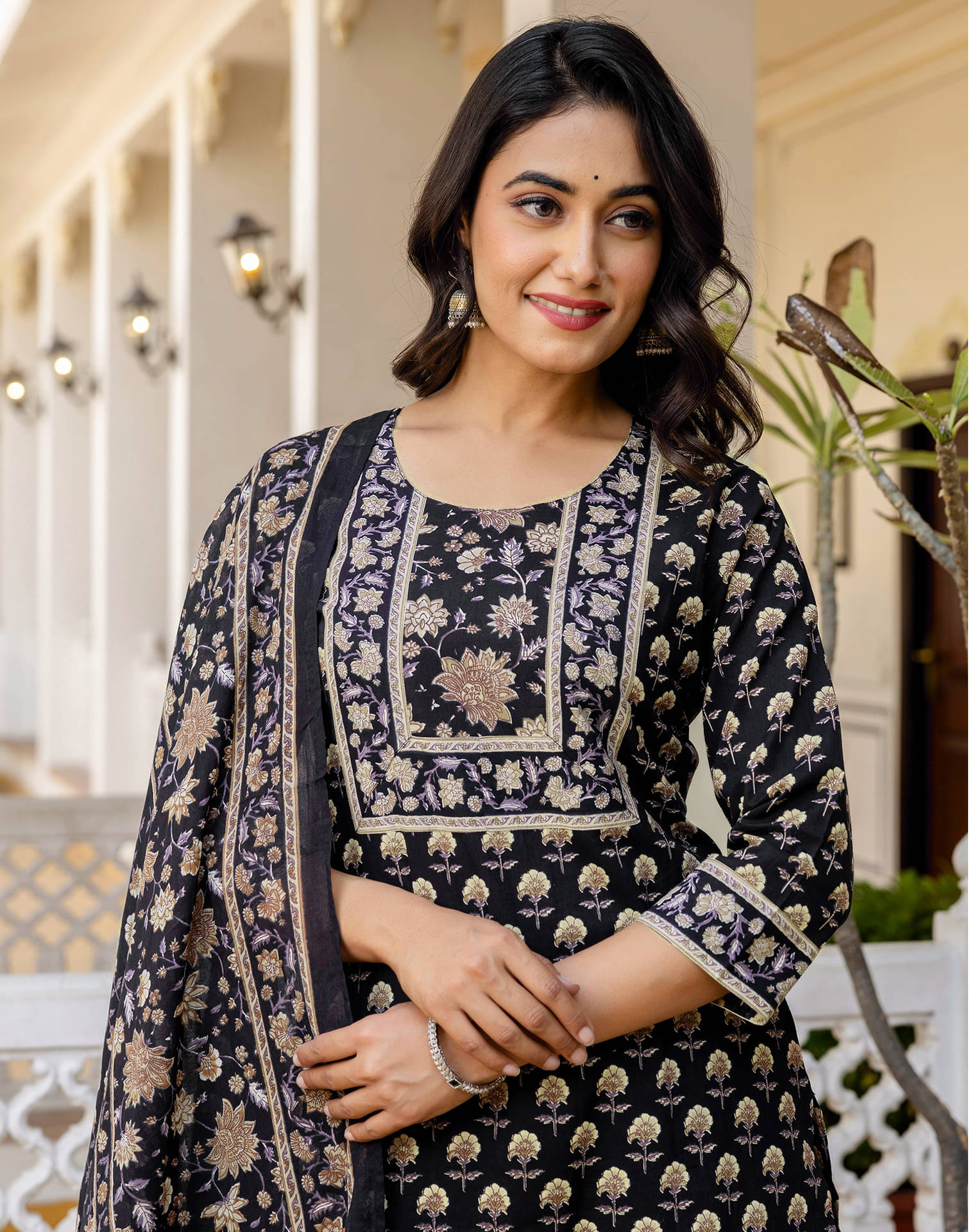     			Skylee Women Cotton Blend Printed Straight Kurti With Palazzo ( Multicolor )