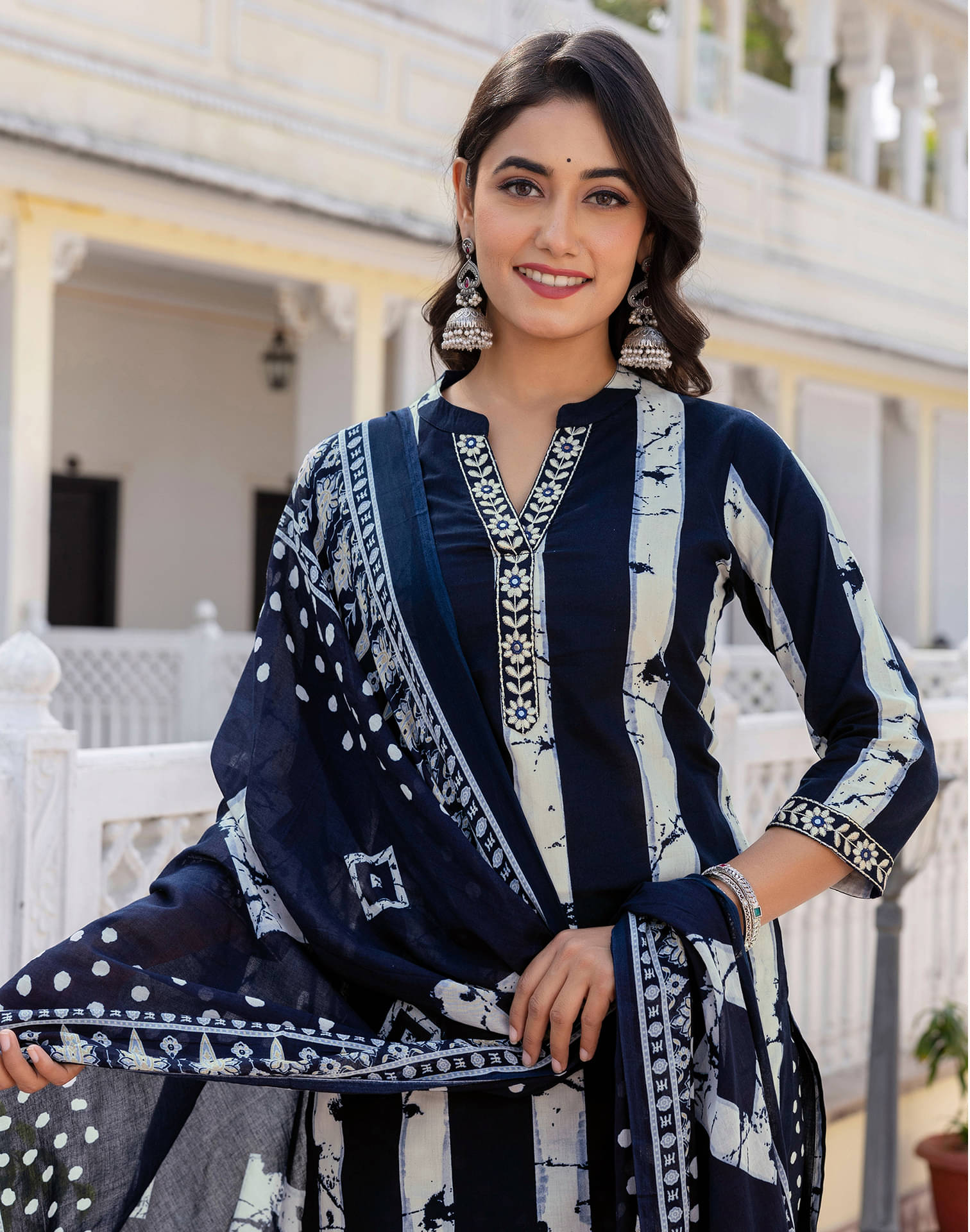     			Skylee Women Cotton Embroidered Straight Kurti With Pants ( Multicolor )