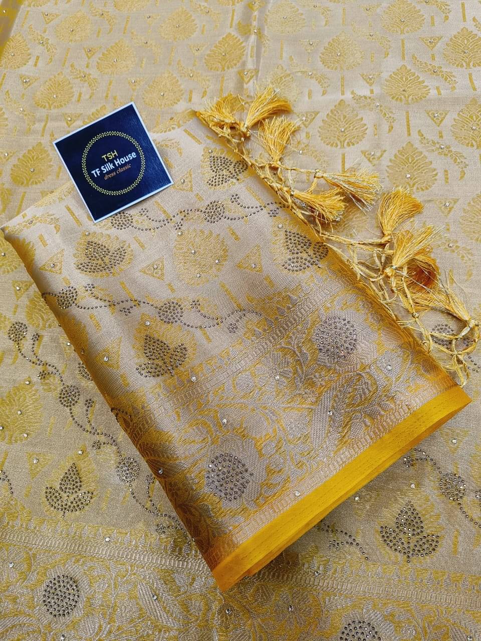 TF SILK HOUSE Organza Dyed Banarasi saree With Unstitched Blouse Piece ( Yellow ) TF SILK HOUSE Organza Dyed Banarasi saree With Unstitched Blouse Piece ( Yellow )