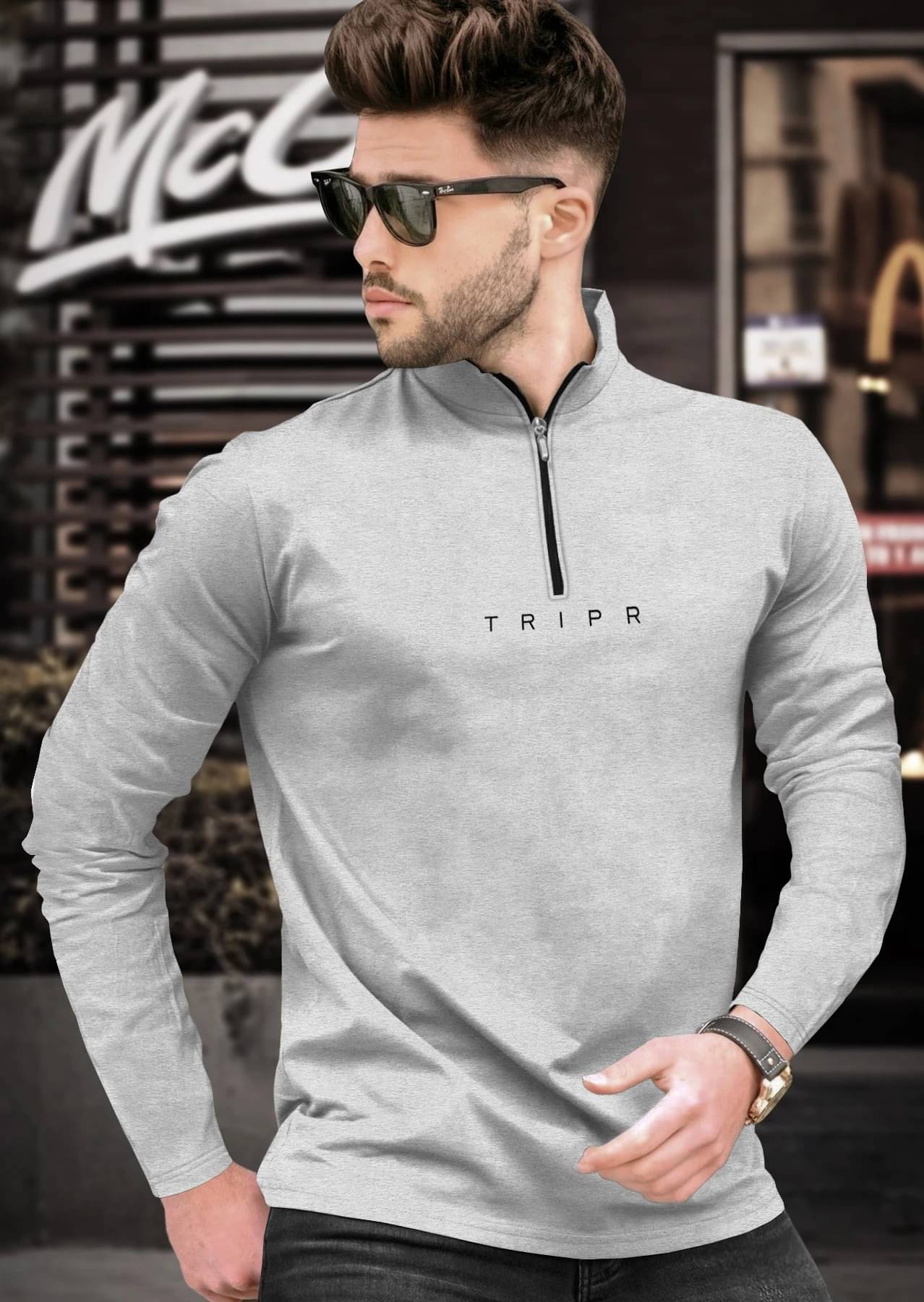     			Tripr Men Cotton Blend Regular Fit Solid T-Shirt ( Grey )