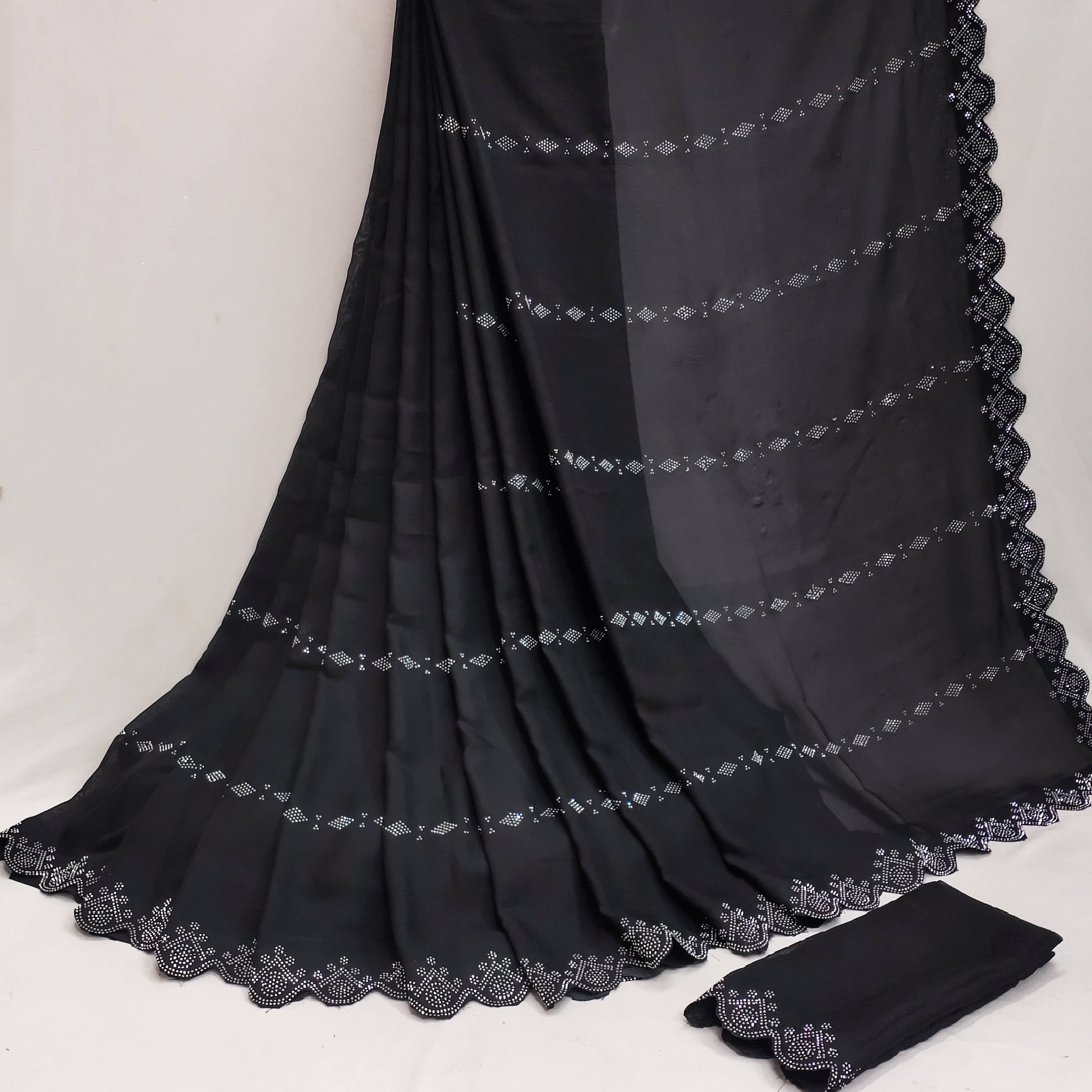 V FANCY Georgette Solid Kanjeevaram Sarees With Stitched Blouse ( Black ) V FANCY Georgette Solid Kanjeevaram Sarees With Stitched Blouse ( Black )