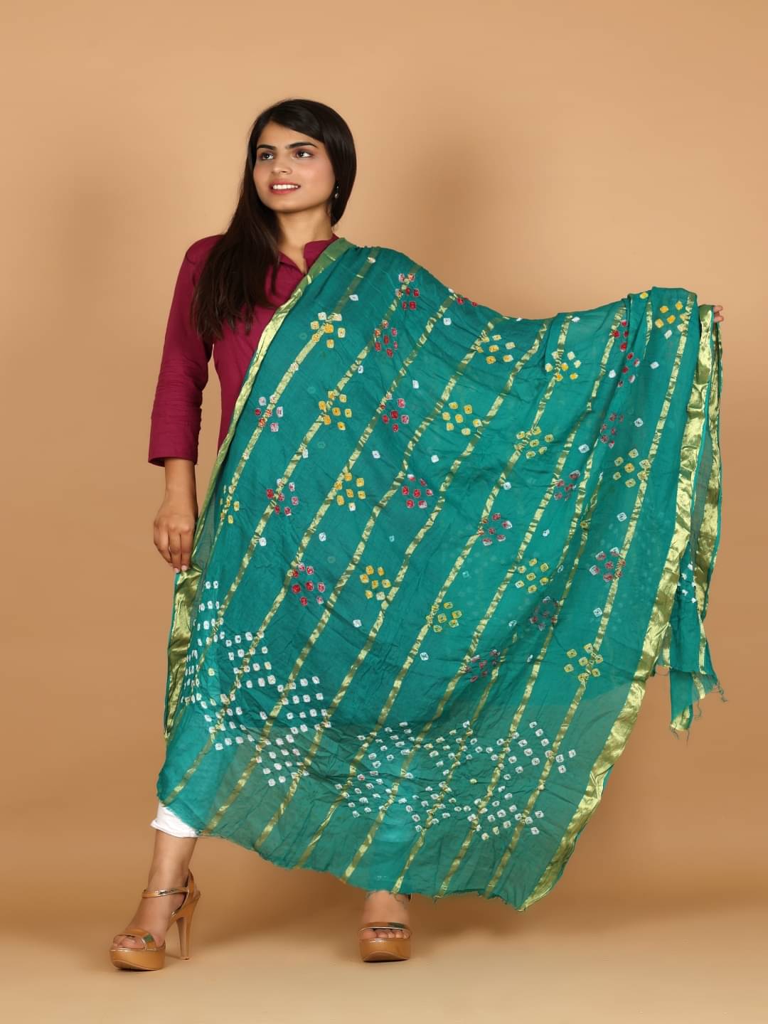     			Anjaneya Creations Women Cotton Dupatta ( Green , Pack of 1 )