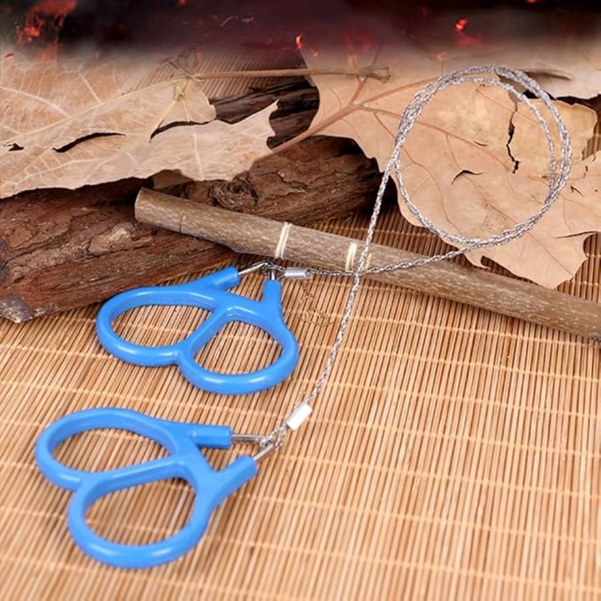     			DNESHY Pocket Chainsaw, 8 Inch Manual Hand Chain Saw, Pocket Saw with 2 Finger Handle, Camping, Survival Saw for Fast Easy Wood, Pipe, Cutting Wire, Rope Saw, Cable Saw,  Backpacking Gear Camp Saw