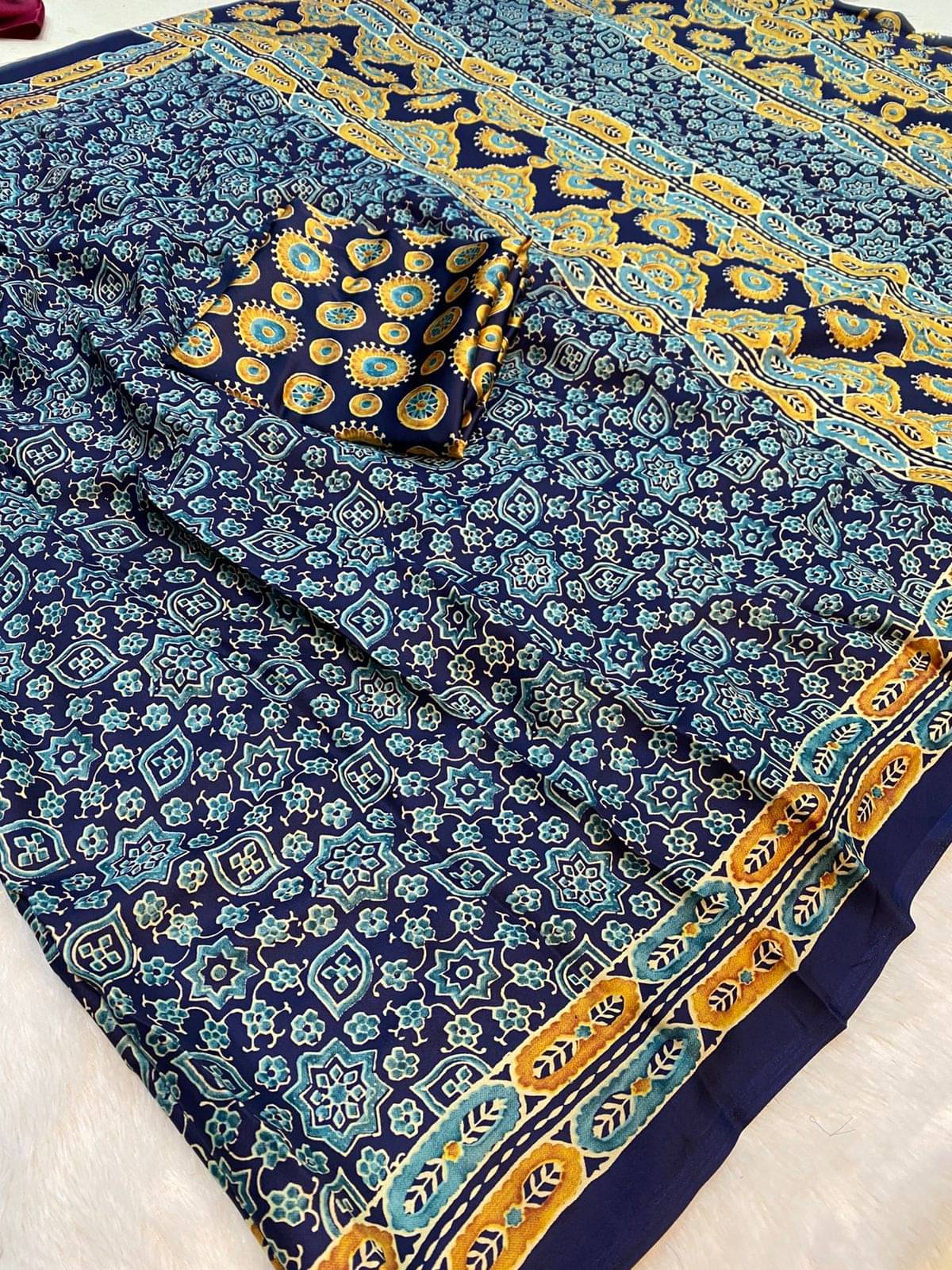     			Shree Mahantam Silk Woven Banarasi saree With Unstitched Blouse Piece ( Light Blue )