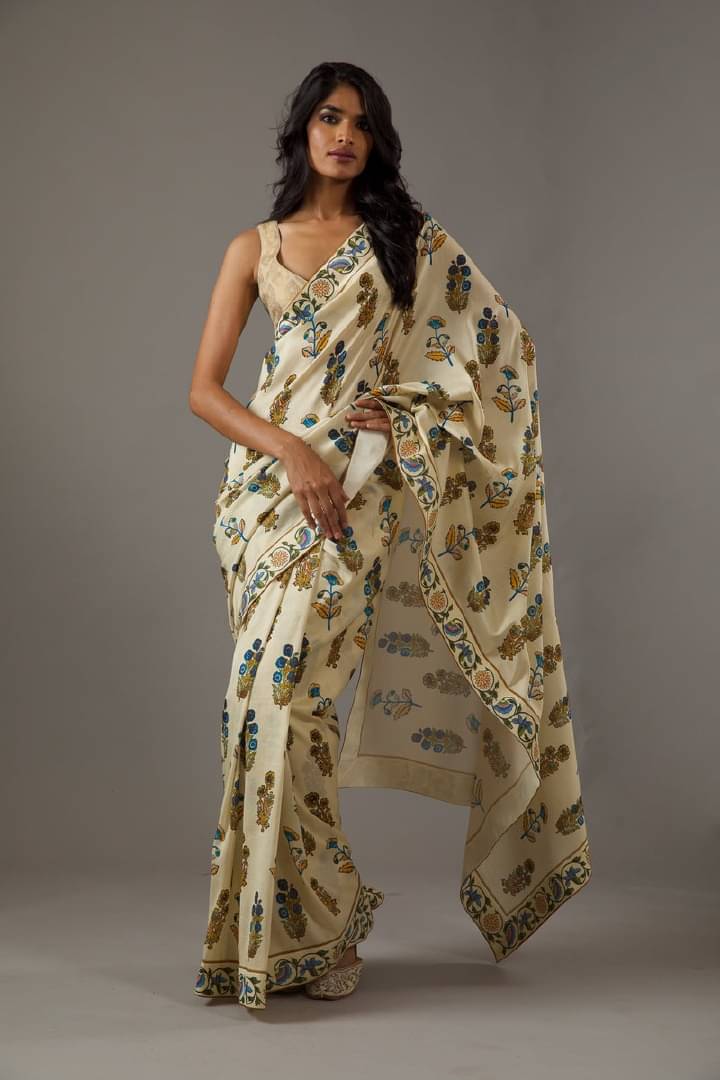     			Shree Sai Enterprise Georgette Printed Regular Saree With Stitched Blouse ( Off White )