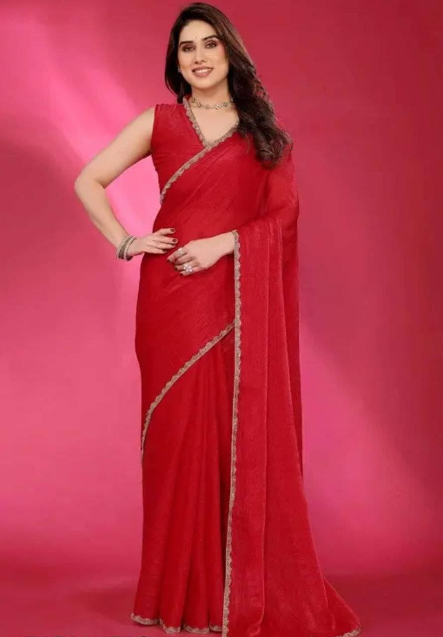     			VRAGI Chiffon Dyed Regular Saree With Unstitched Blouse Piece ( Red )