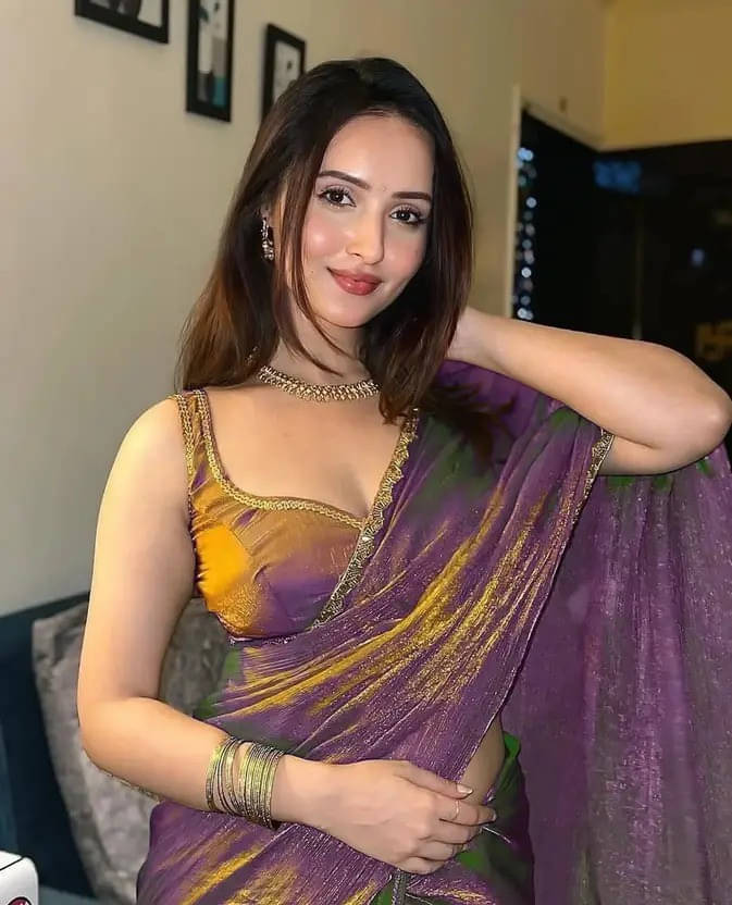     			VRAGI Chiffon Embroidered Regular Saree With Unstitched Blouse Piece ( Purple )