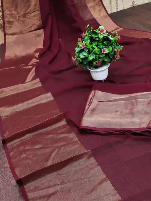     			VRAGI Chiffon Self Design Regular Saree With Unstitched Blouse Piece ( Maroon )