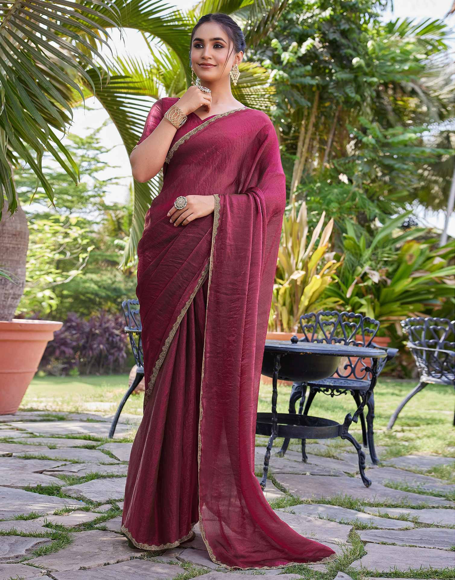 VRAGI Chiffon Self Design Regular Saree With Unstitched Blouse Piece ( Maroon ) VRAGI Chiffon Self Design Regular Saree With Unstitched Blouse Piece ( Maroon )