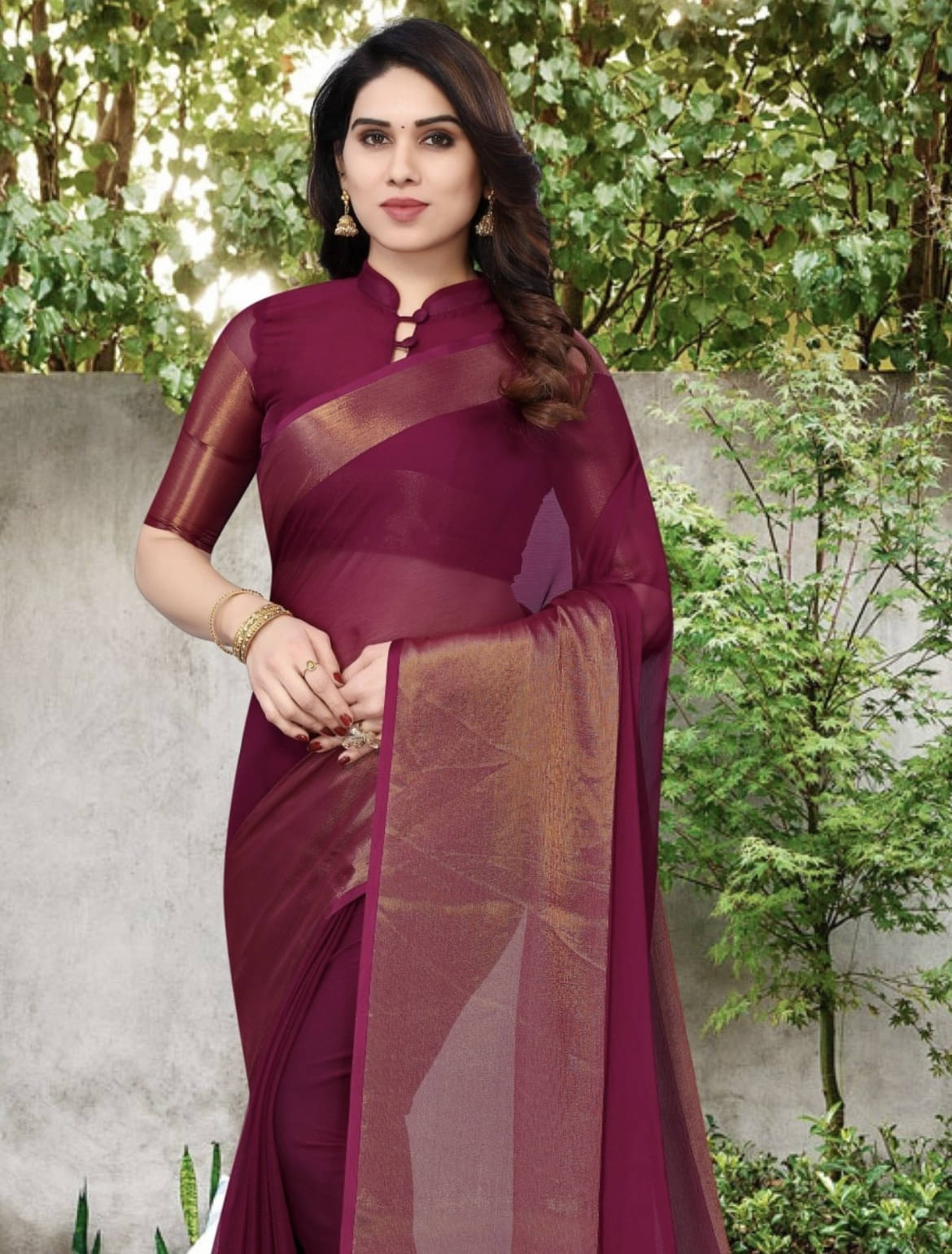     			VRAGI Chiffon Self Design Regular Saree With Unstitched Blouse Piece ( Magenta )