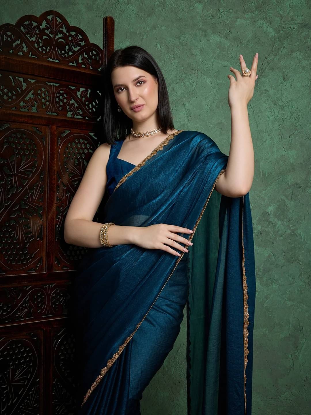 VRAGI Chiffon Solid Regular Saree With Unstitched Blouse Piece ( Blue ) VRAGI Chiffon Solid Regular Saree With Unstitched Blouse Piece ( Blue )