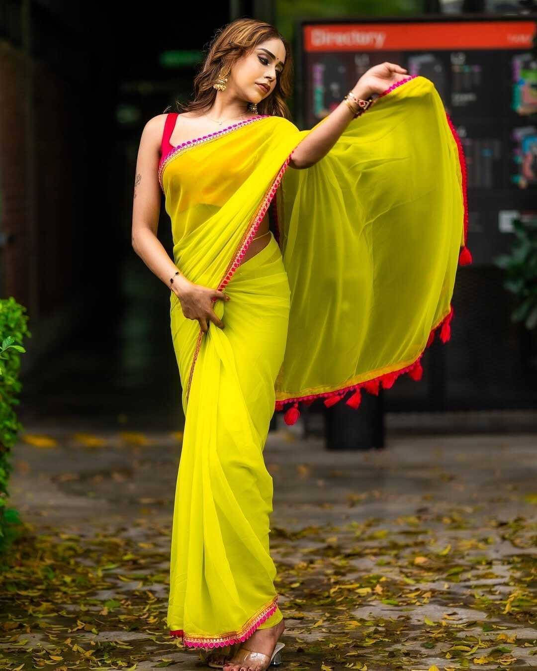 VRAGI Georgette Embellished Regular Saree With Unstitched Blouse Piece ( Light Green ) VRAGI Georgette Embellished Regular Saree With Unstitched Blouse Piece ( Light Green )
