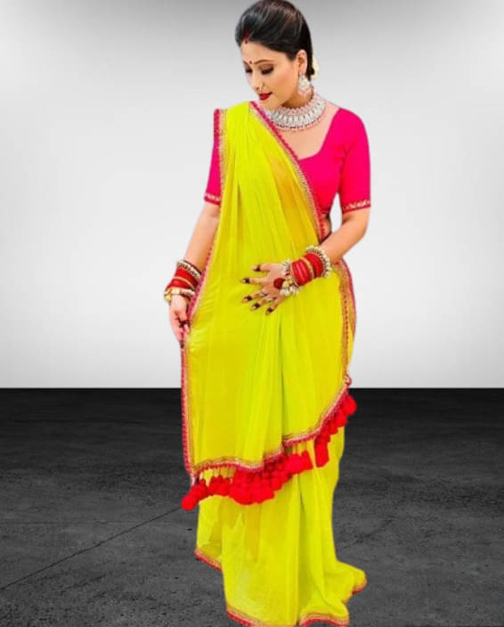 VRAGI Georgette Solid Regular Saree With Unstitched Blouse Piece ( Green ) VRAGI Georgette Solid Regular Saree With Unstitched Blouse Piece ( Green )
