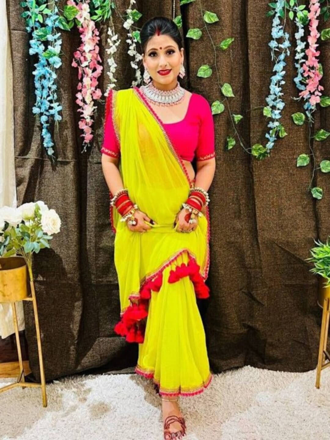 VRAGI Georgette Solid Regular Saree With Unstitched Blouse Piece ( Yellow ) VRAGI Georgette Solid Regular Saree With Unstitched Blouse Piece ( Yellow )