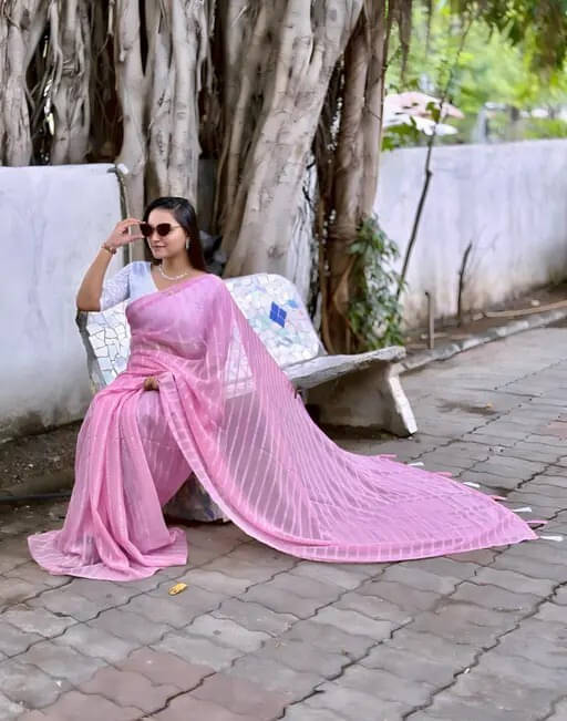 VRAGI Georgette Woven Regular Saree With Unstitched Blouse Piece ( Pink ) VRAGI Georgette Woven Regular Saree With Unstitched Blouse Piece ( Pink )