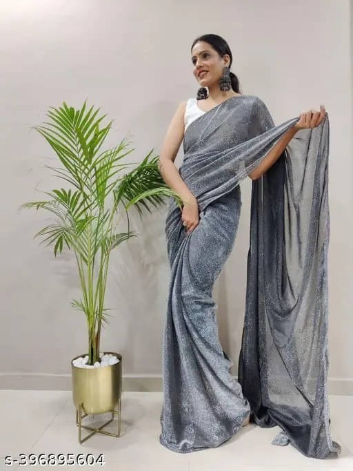     			VRAGI Lycra Solid Regular Saree With Unstitched Blouse Piece ( Grey )