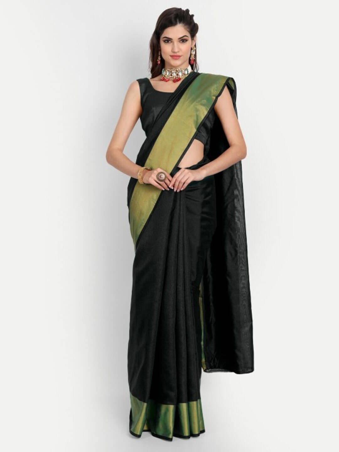     			VRAGI Silk Blend Solid Regular Saree With Unstitched Blouse Piece ( Black )