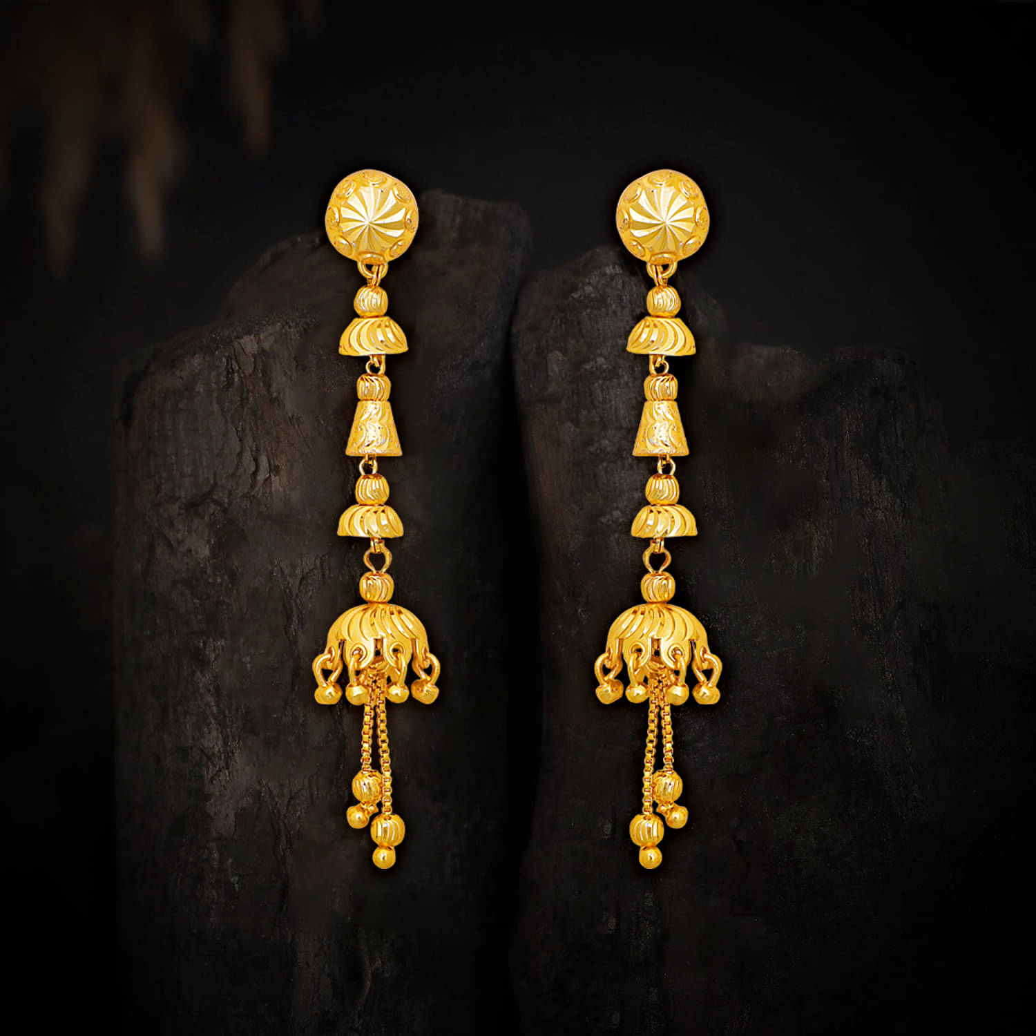     			Drashti Collection Golden Drop Earrings ( Pack of 1 )