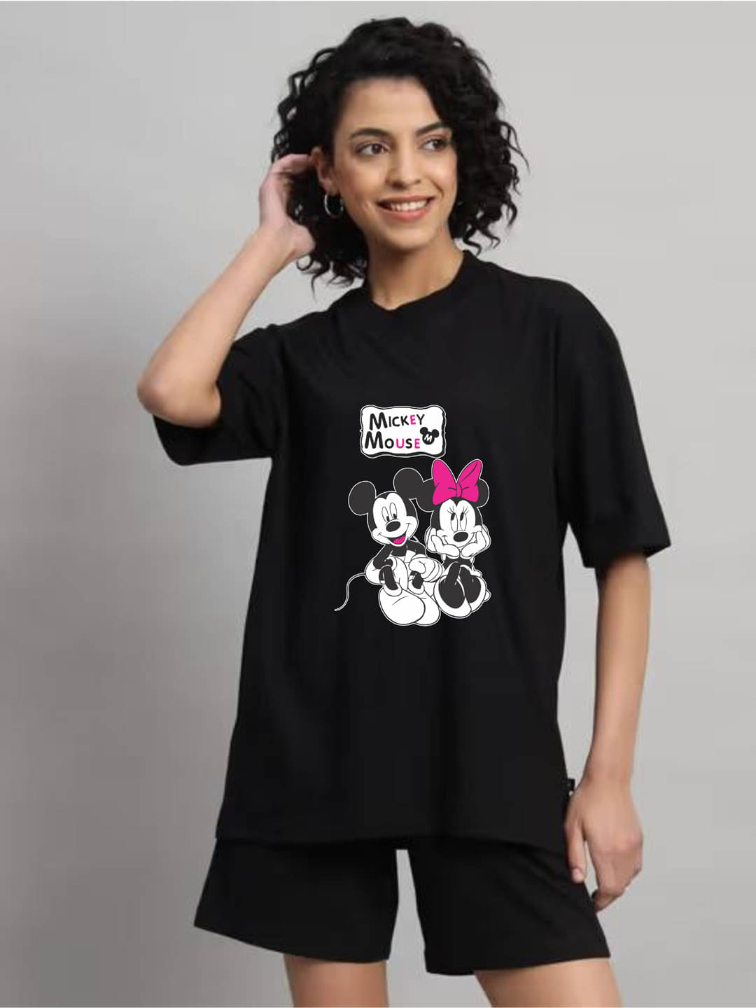     			hesha Women Cotton Printed Oversized Fit Round Neck T-Shirt ( Black )