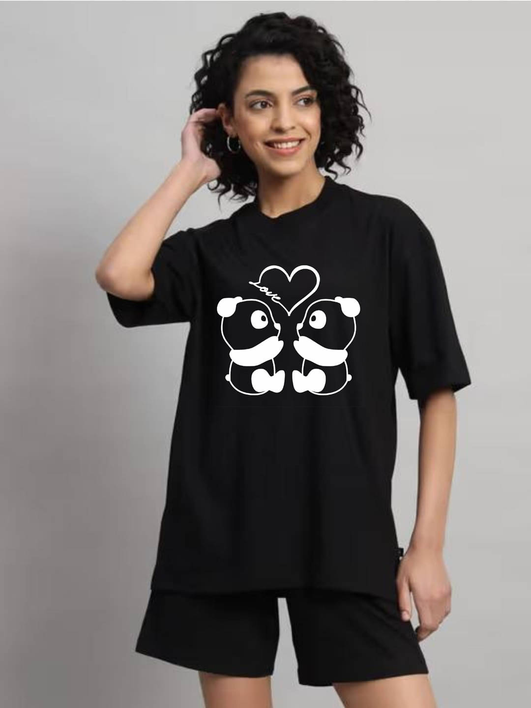    			hesha Women Cotton Printed Oversized Fit Round Neck T-Shirt ( Black )
